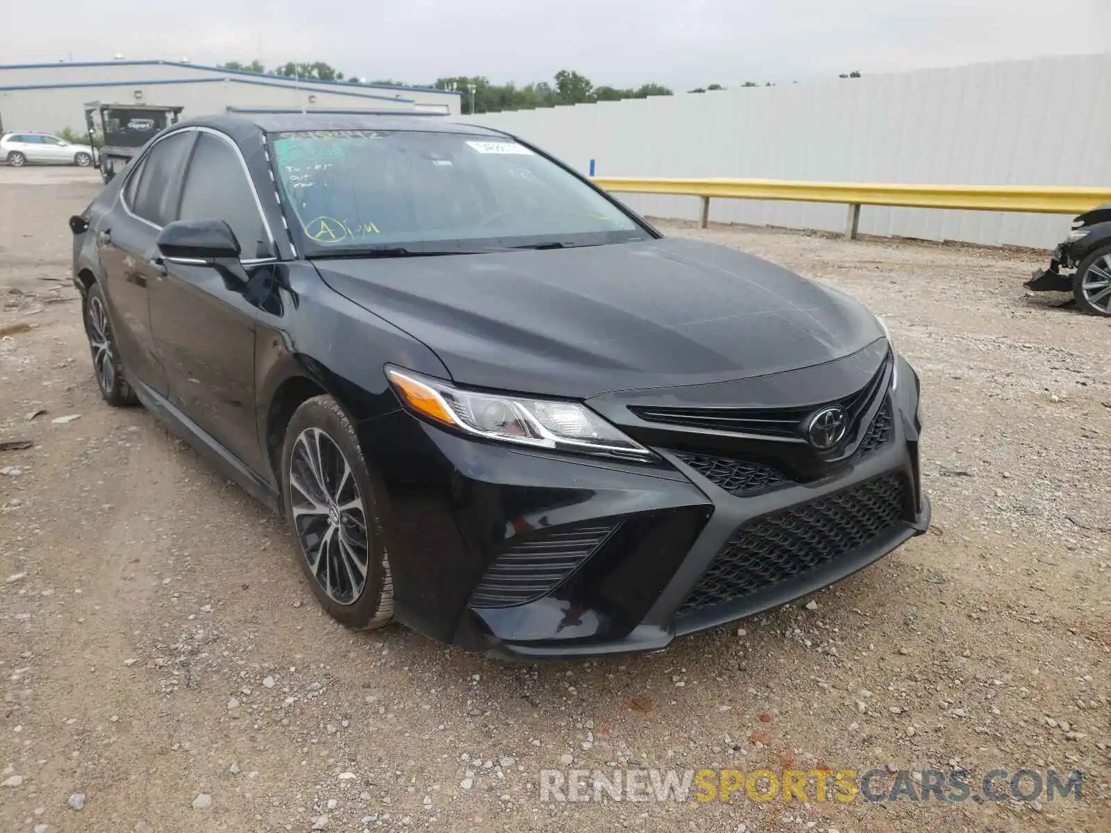 1 Photograph of a damaged car 4T1B11HK6KU848442 TOYOTA CAMRY 2019