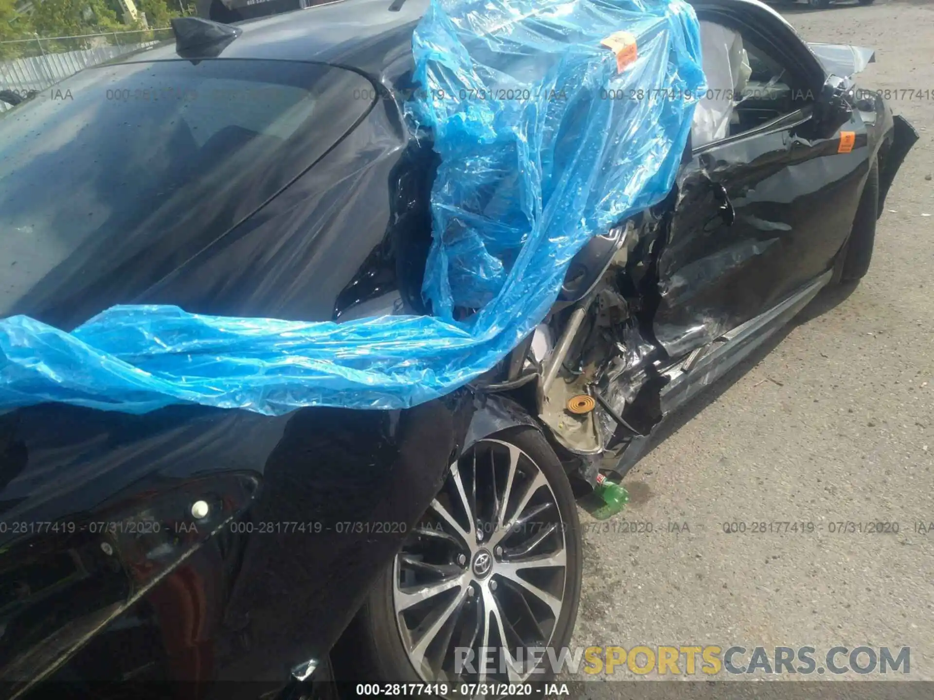 6 Photograph of a damaged car 4T1B11HK6KU854984 TOYOTA CAMRY 2019