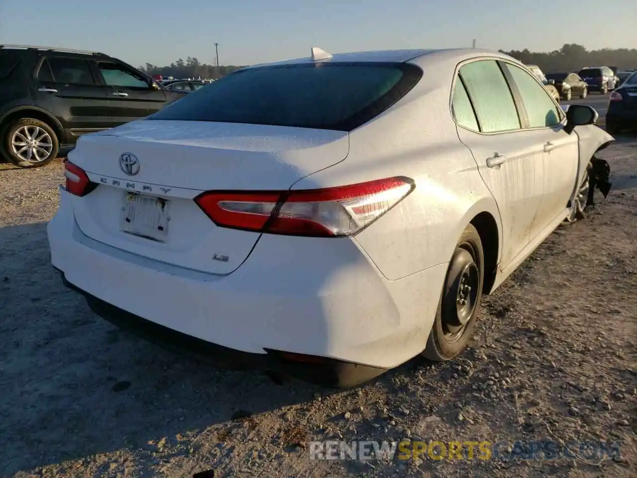 4 Photograph of a damaged car 4T1B11HK6KU856315 TOYOTA CAMRY 2019