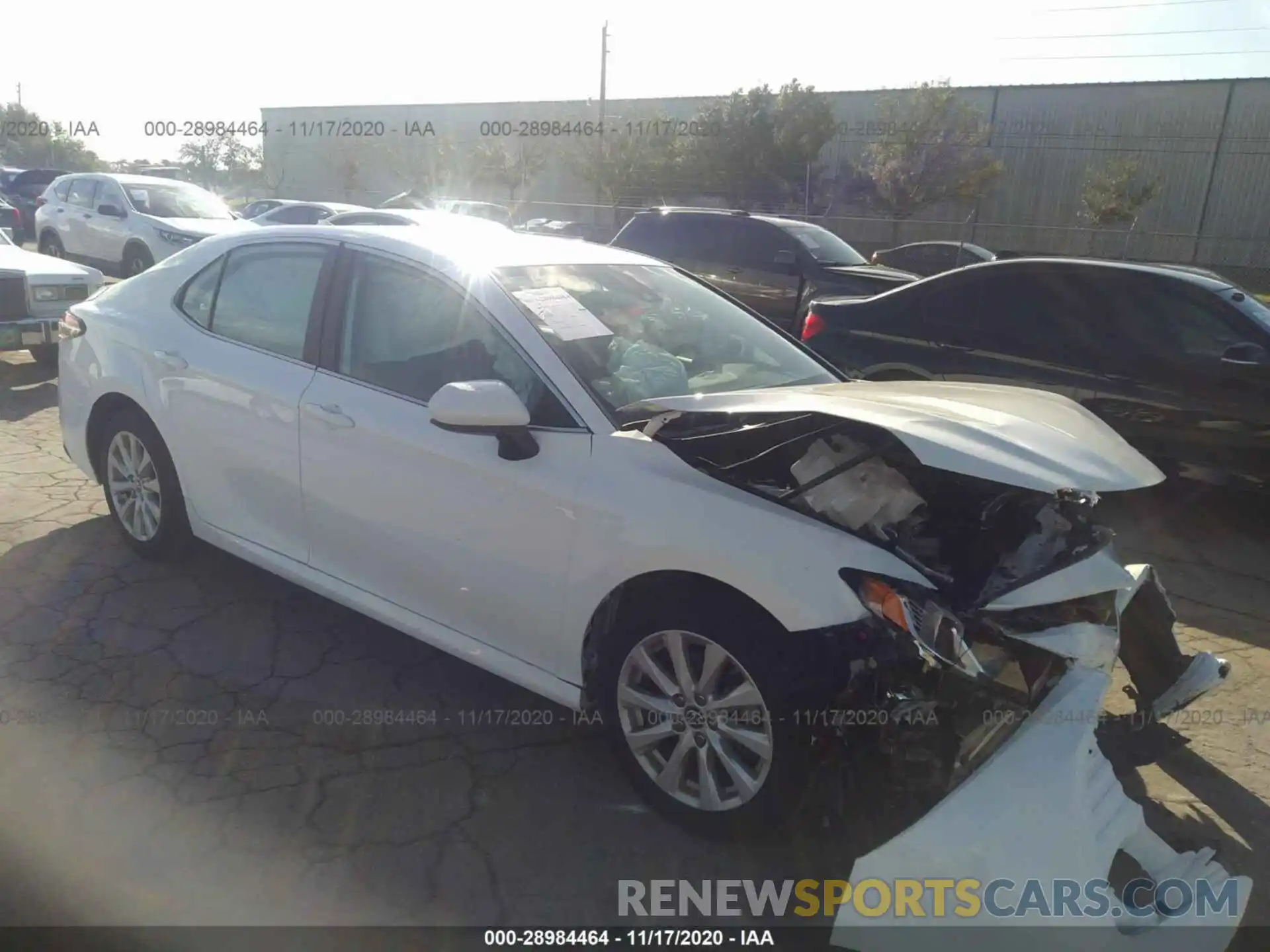 1 Photograph of a damaged car 4T1B11HK6KU856752 TOYOTA CAMRY 2019