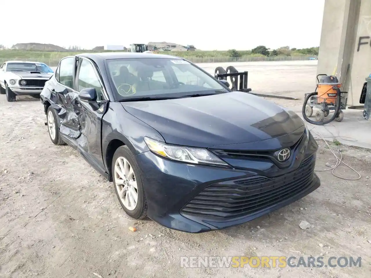 1 Photograph of a damaged car 4T1B11HK6KU856766 TOYOTA CAMRY 2019