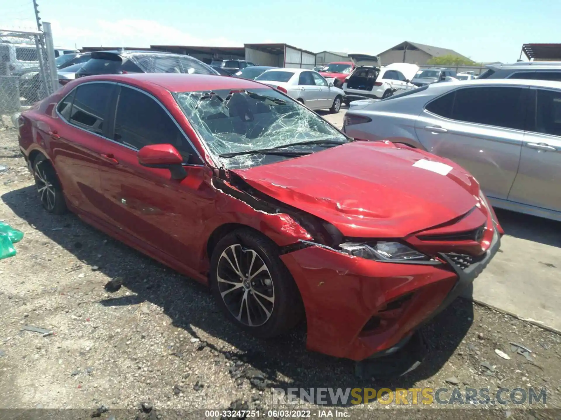 1 Photograph of a damaged car 4T1B11HK7KU159932 TOYOTA CAMRY 2019