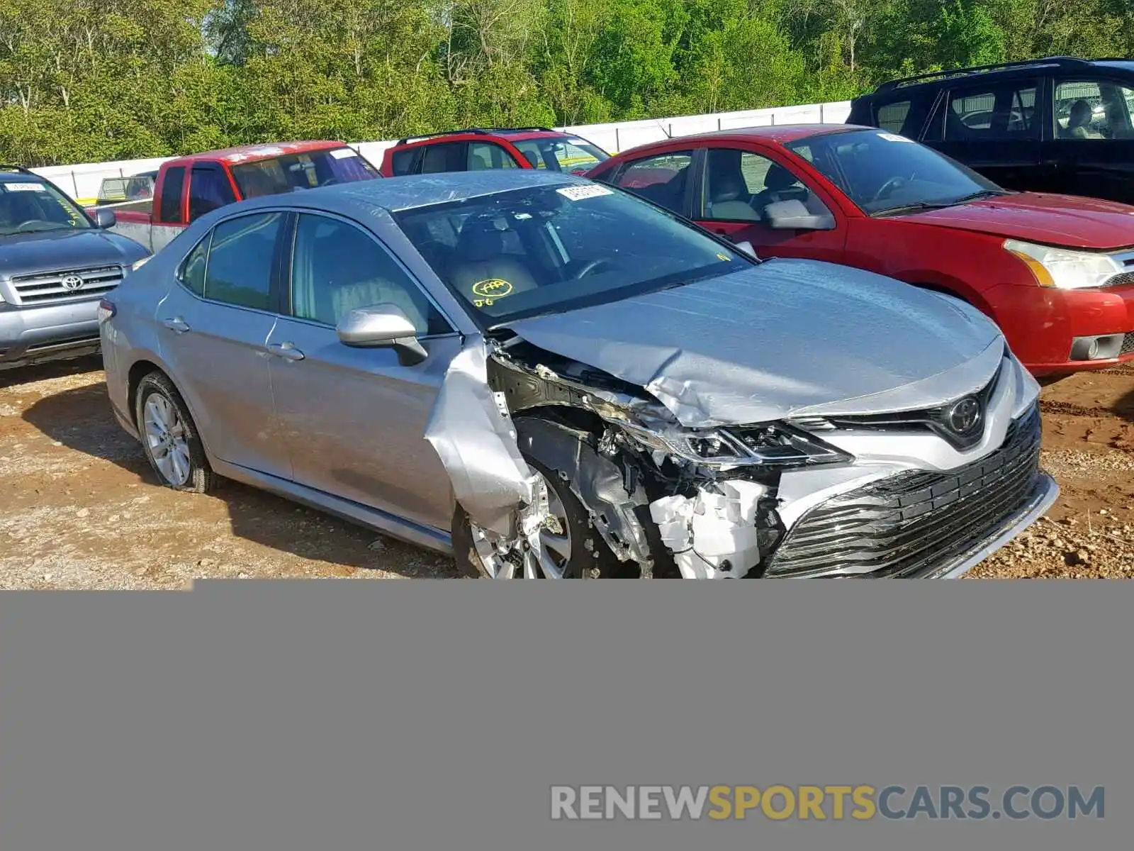 1 Photograph of a damaged car 4T1B11HK7KU163012 TOYOTA CAMRY 2019