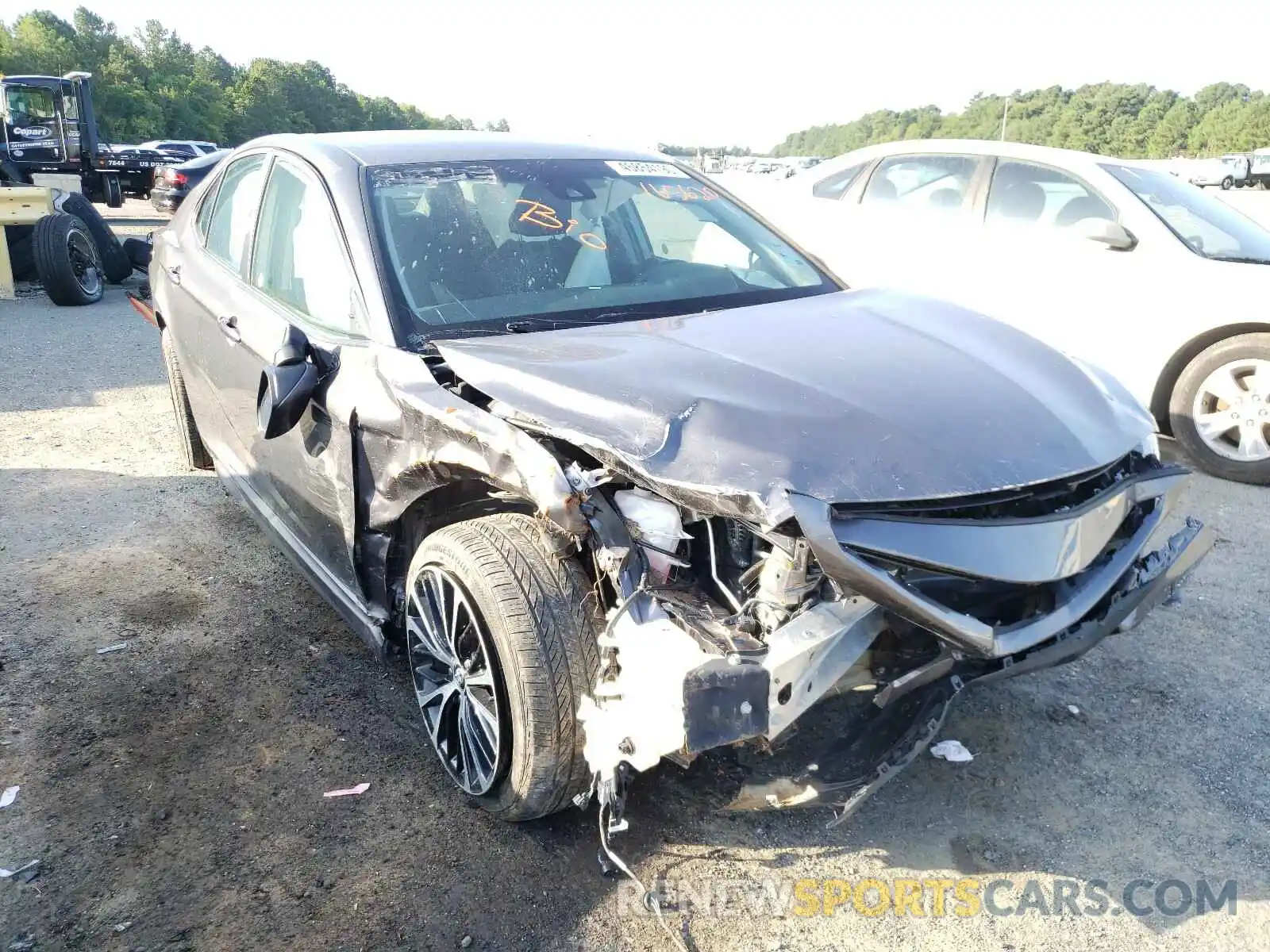 1 Photograph of a damaged car 4T1B11HK7KU165620 TOYOTA CAMRY 2019