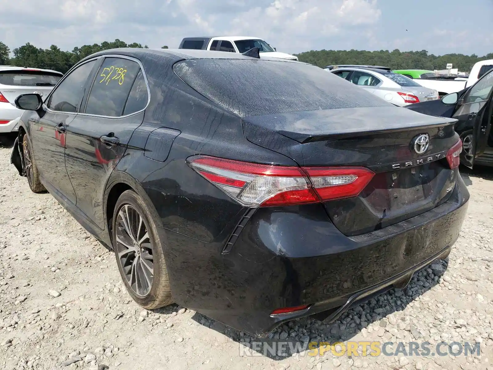 3 Фотография поврежденного автомобиля 4T1B11HK7KU165763 TOYOTA CAMRY 2019