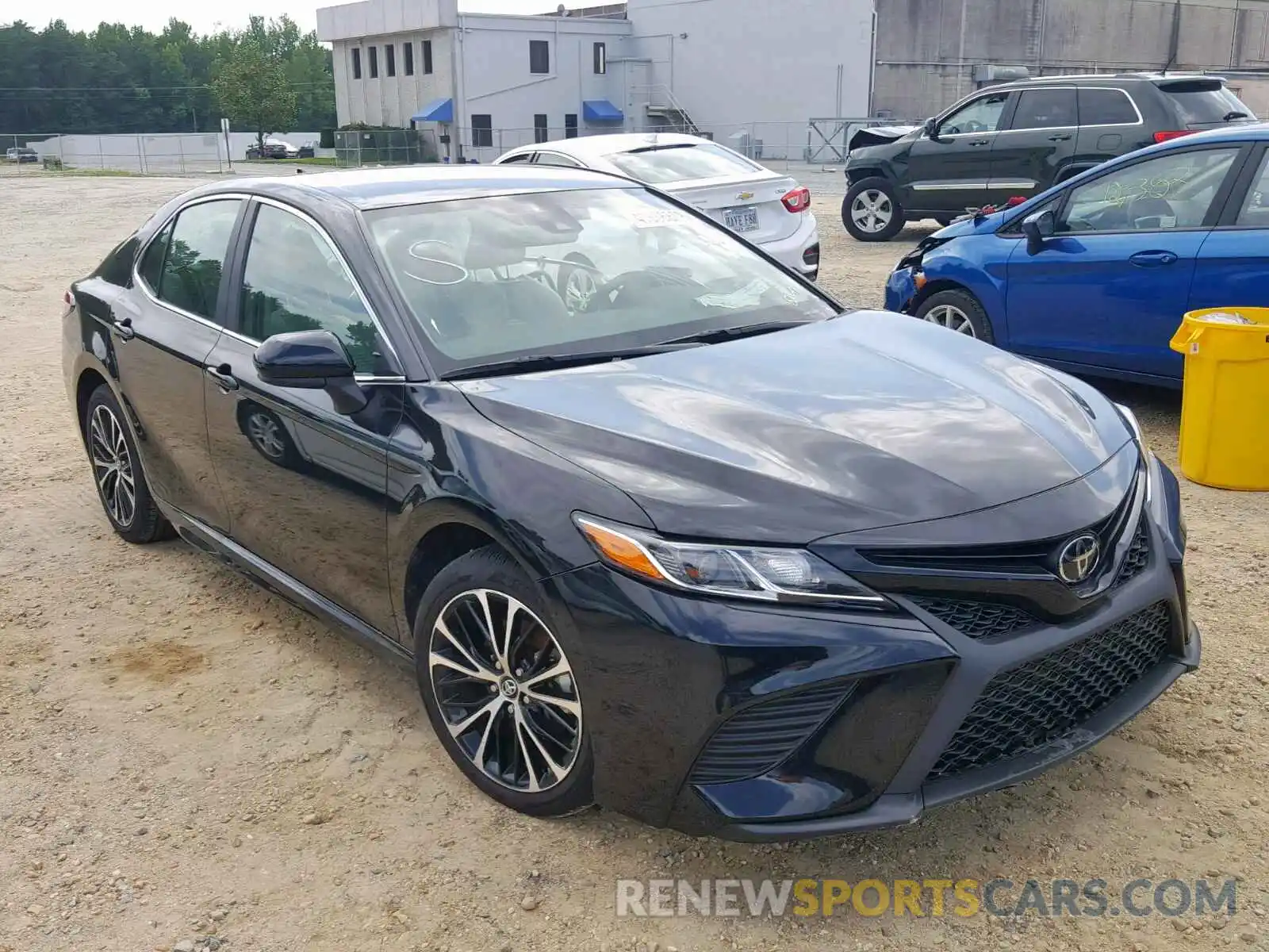 1 Photograph of a damaged car 4T1B11HK7KU168663 TOYOTA CAMRY 2019