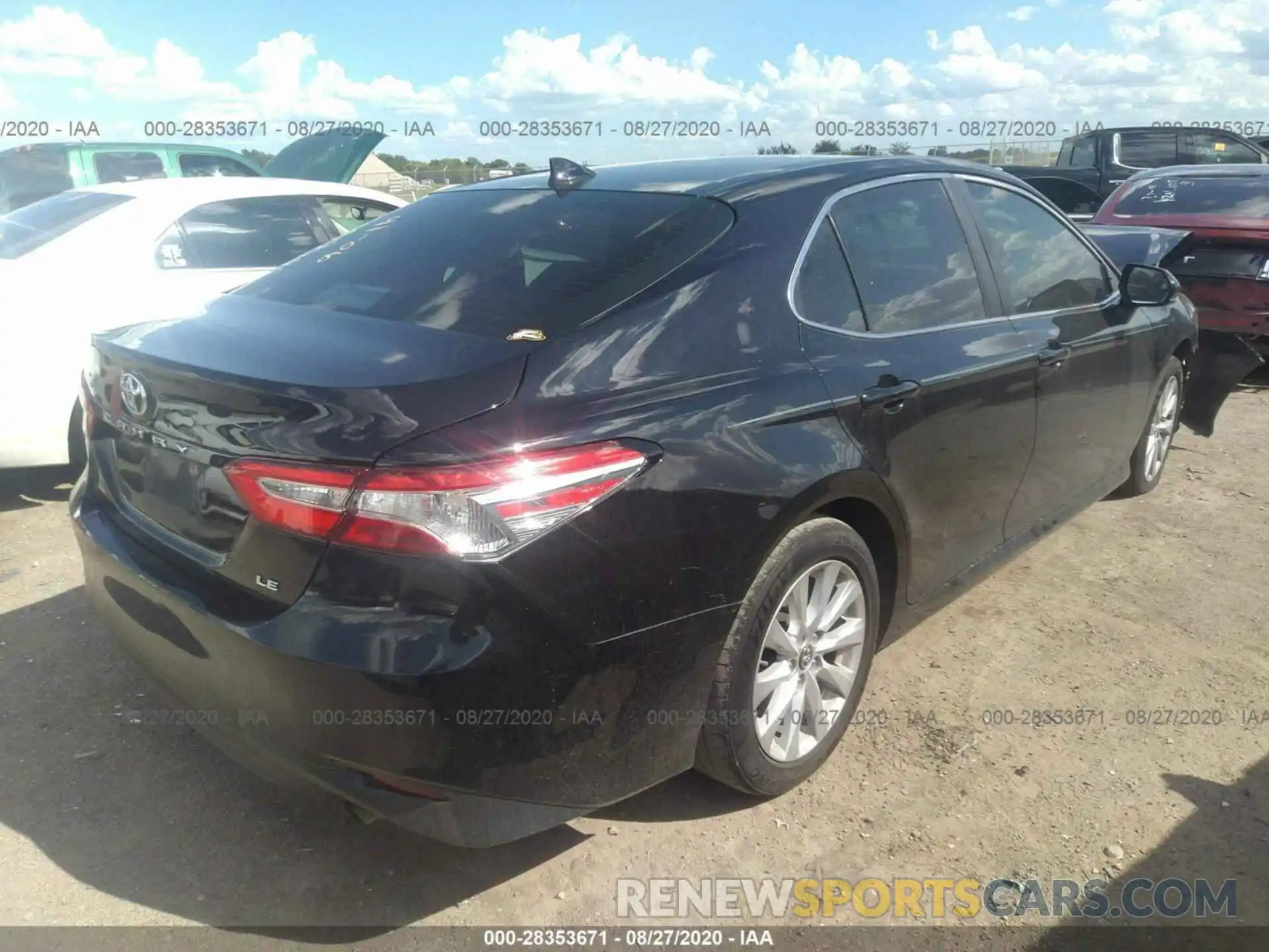 4 Фотография поврежденного автомобиля 4T1B11HK7KU169988 TOYOTA CAMRY 2019