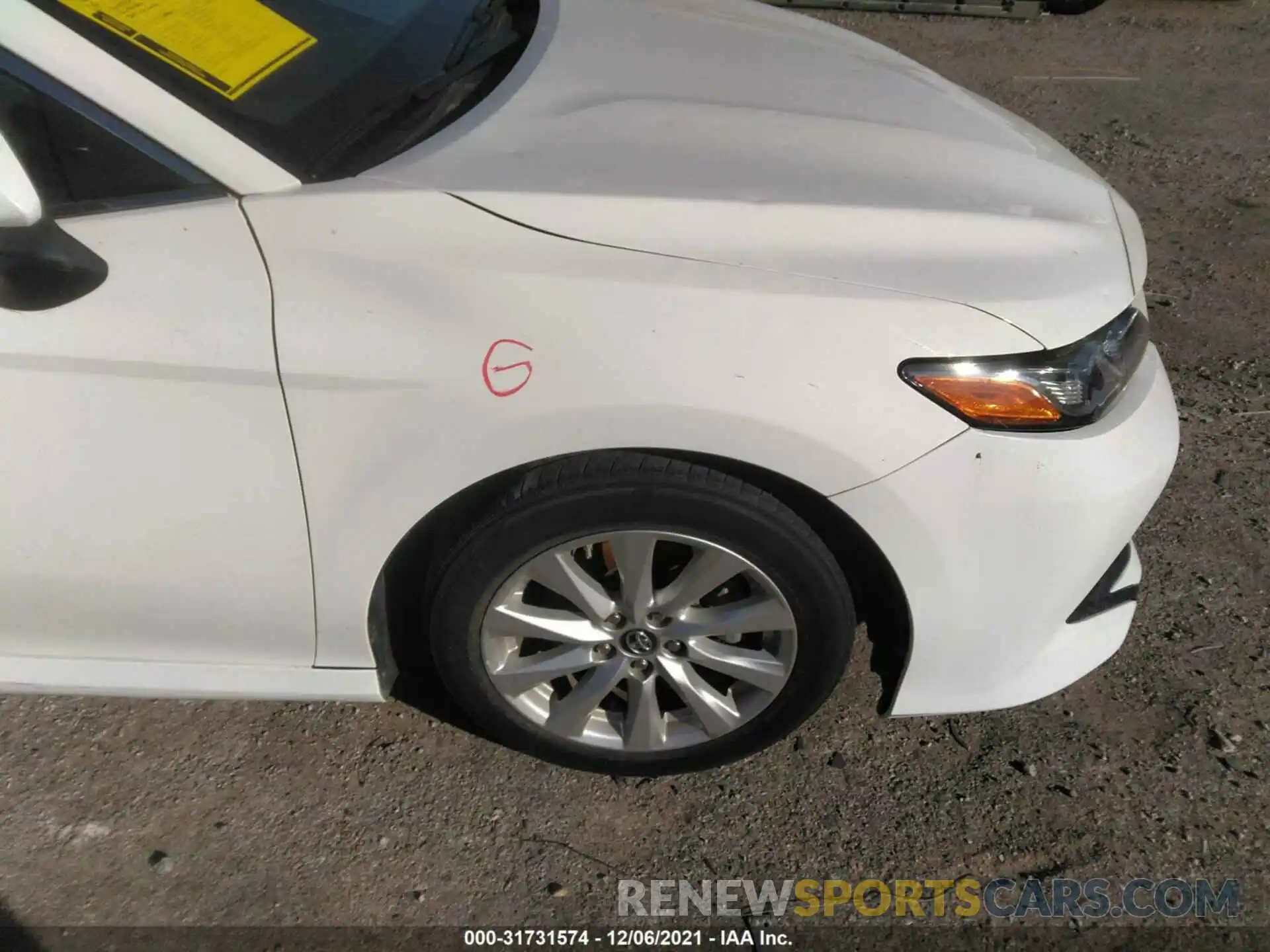 14 Photograph of a damaged car 4T1B11HK7KU170820 TOYOTA CAMRY 2019