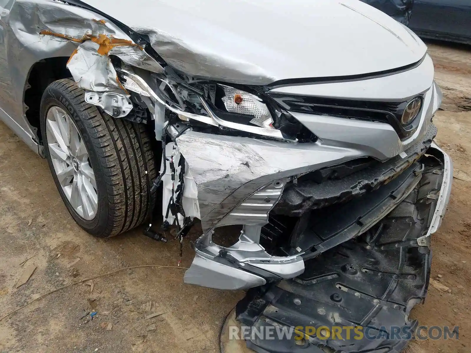 9 Photograph of a damaged car 4T1B11HK7KU171448 TOYOTA CAMRY 2019