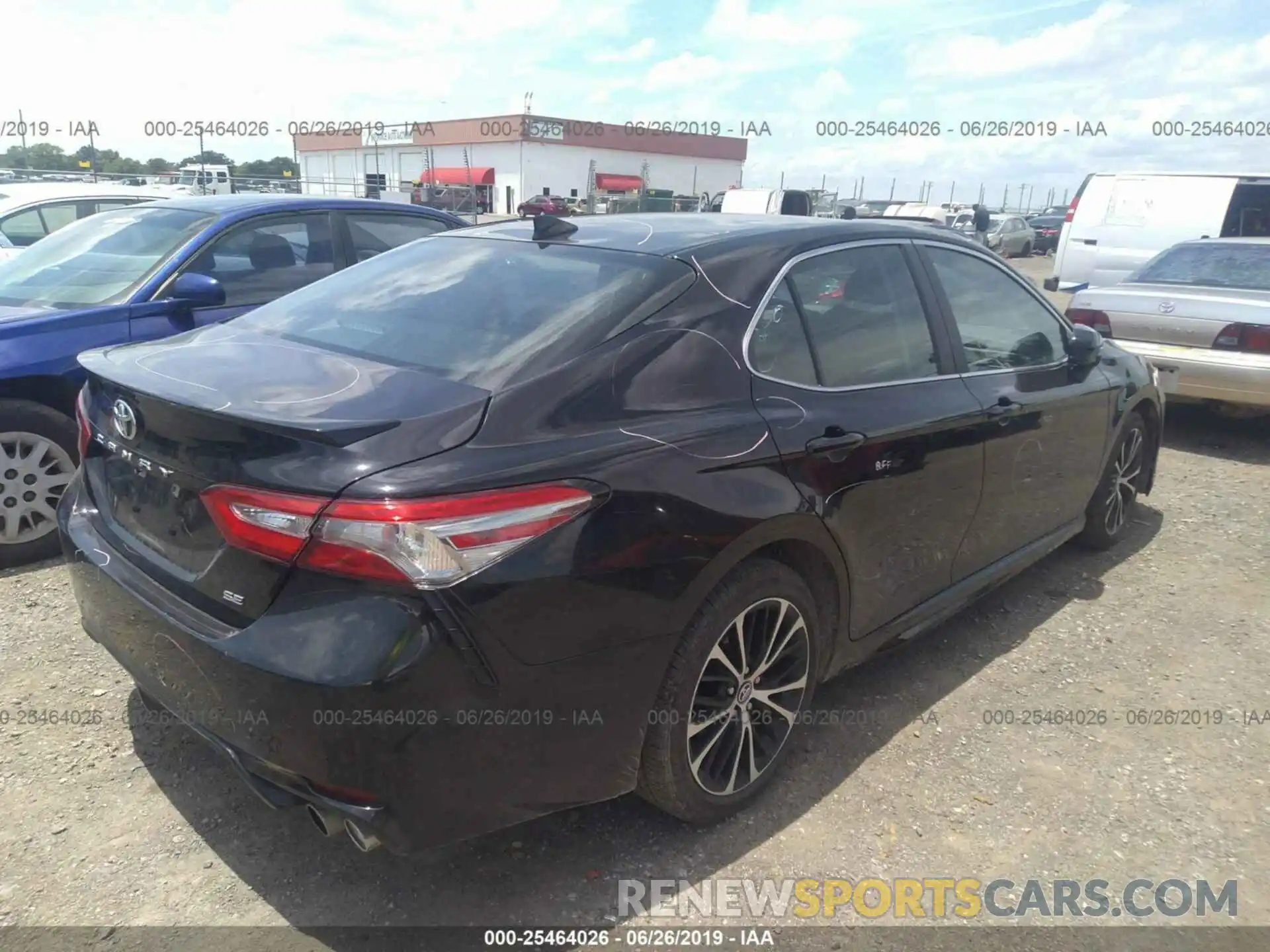 4 Photograph of a damaged car 4T1B11HK7KU171966 TOYOTA CAMRY 2019