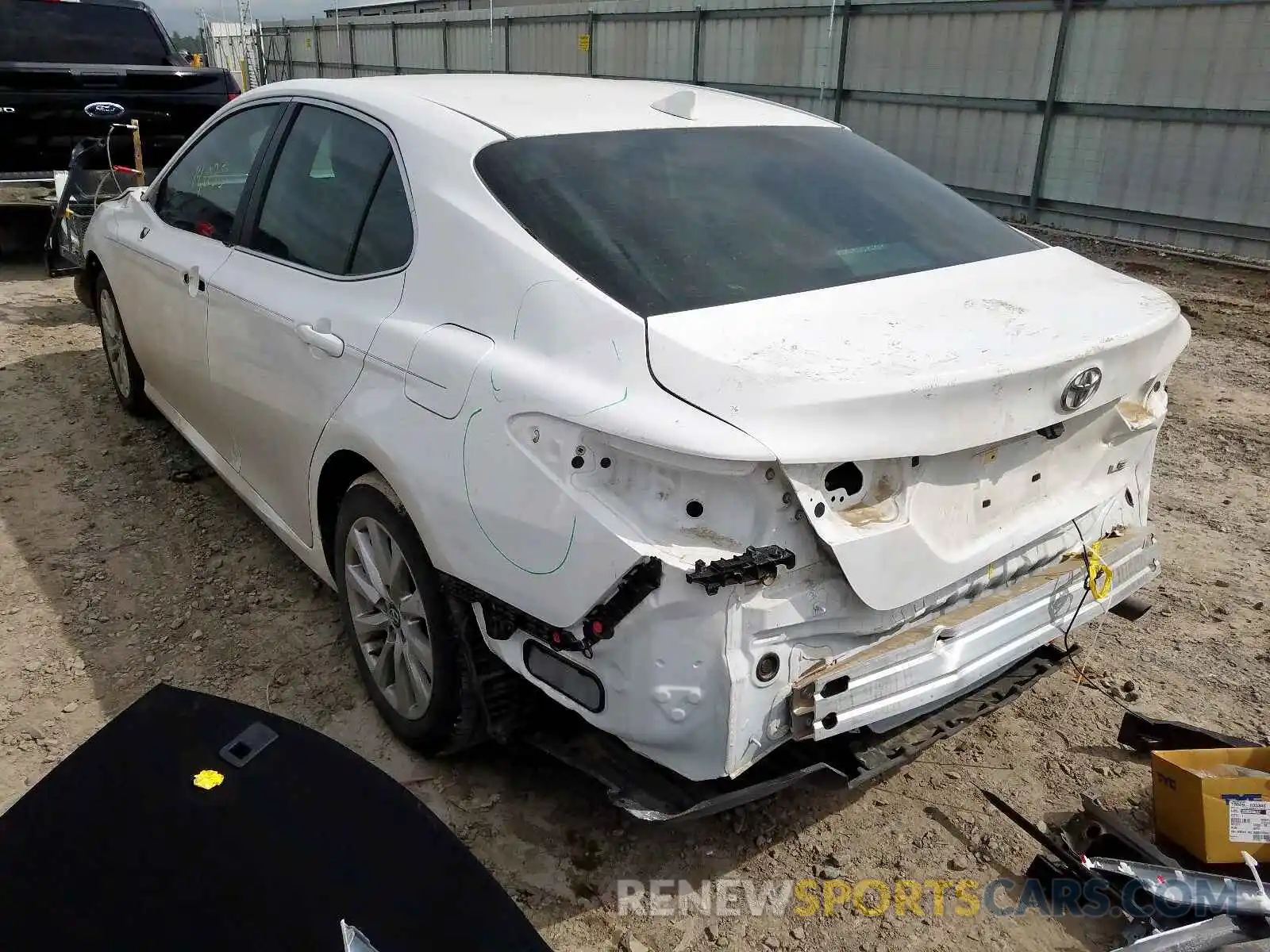 3 Photograph of a damaged car 4T1B11HK7KU175354 TOYOTA CAMRY 2019