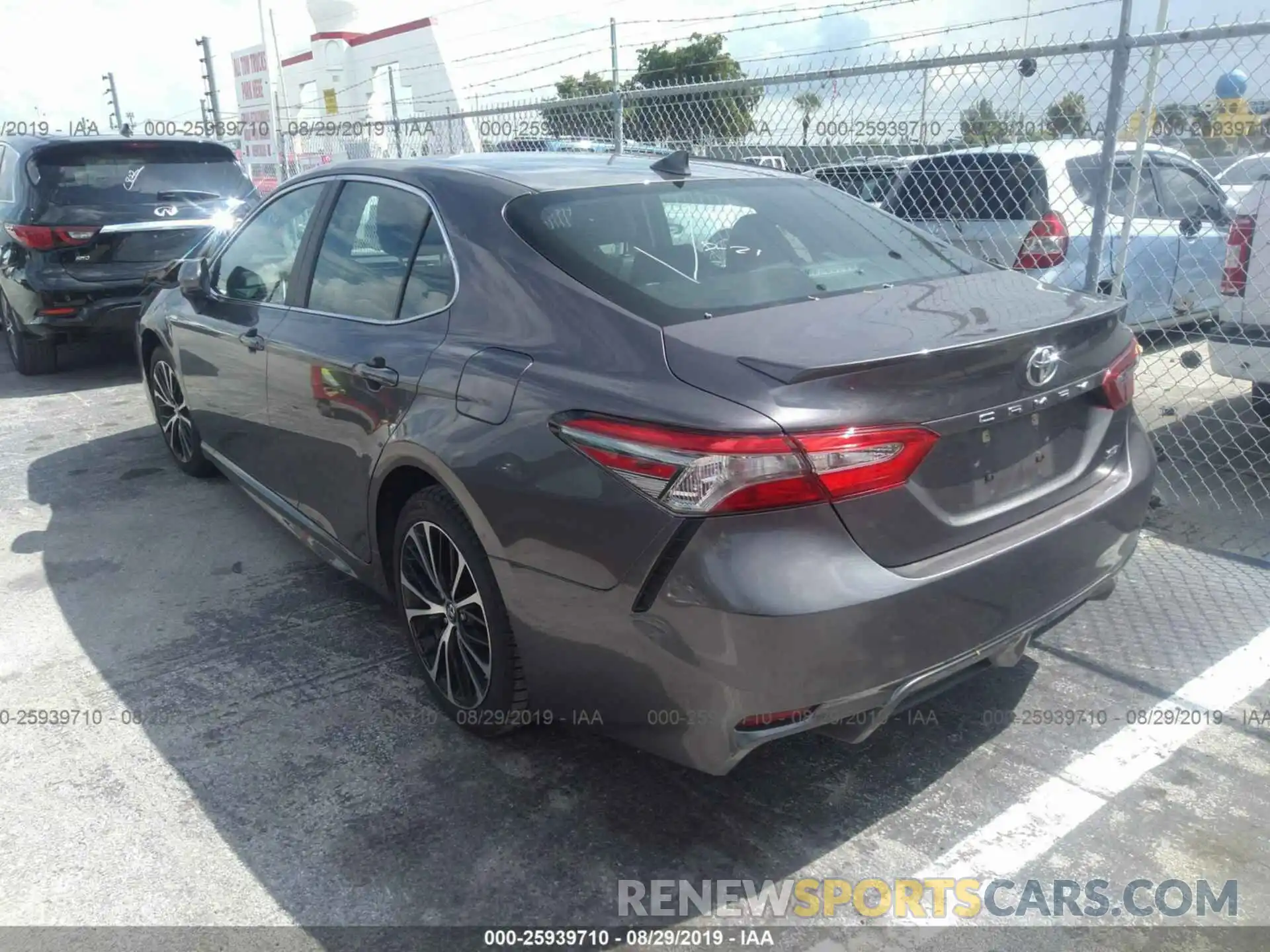 3 Photograph of a damaged car 4T1B11HK7KU176360 TOYOTA CAMRY 2019