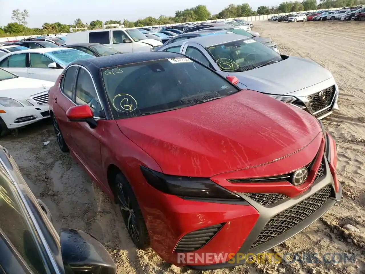 1 Photograph of a damaged car 4T1B11HK7KU176486 TOYOTA CAMRY 2019