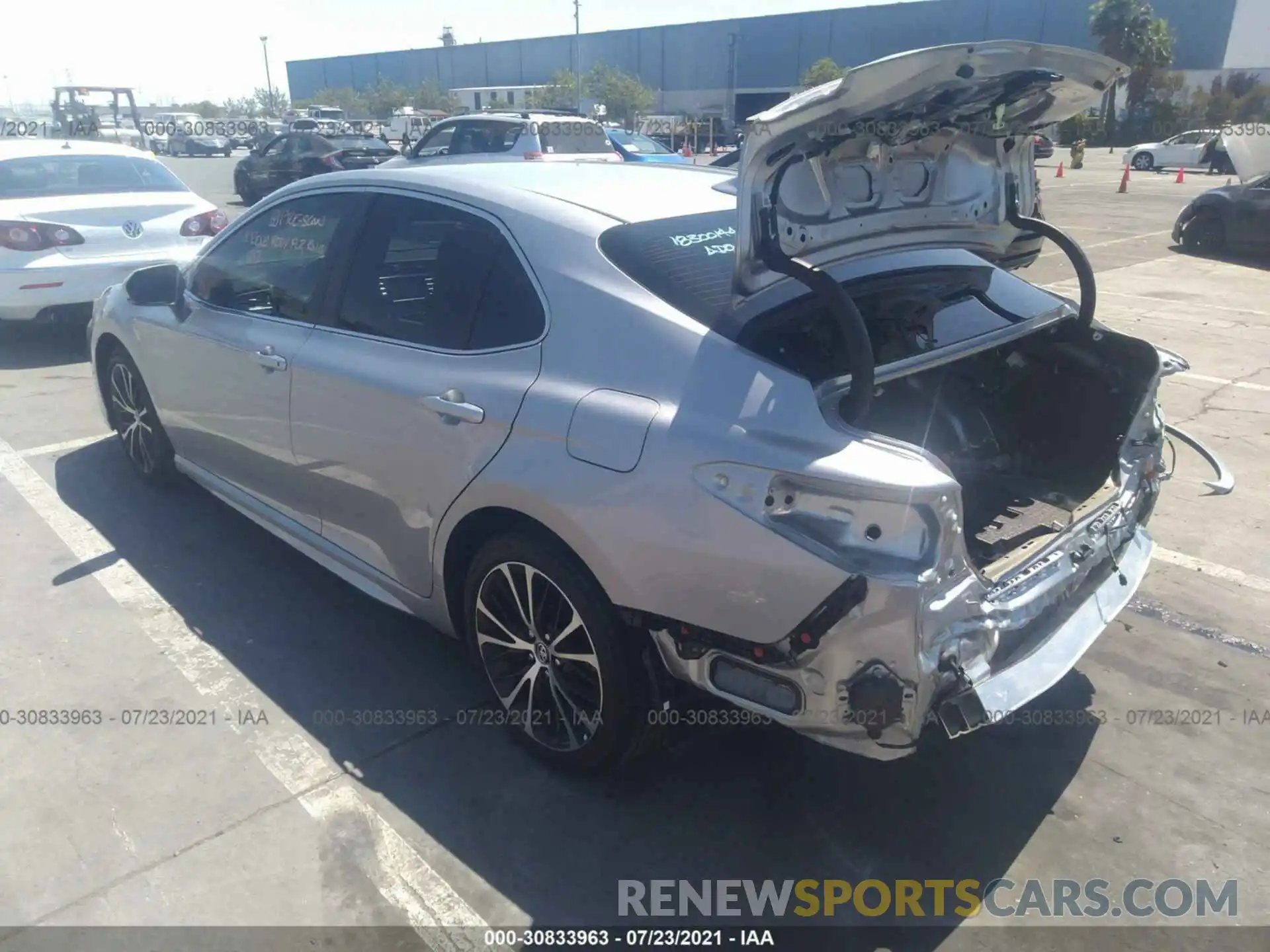 3 Photograph of a damaged car 4T1B11HK7KU179839 TOYOTA CAMRY 2019