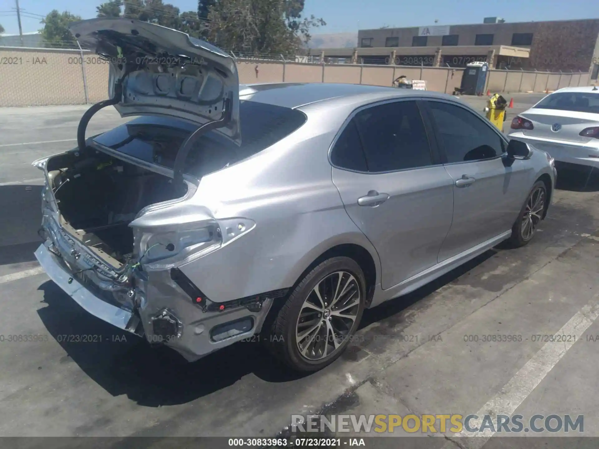 4 Photograph of a damaged car 4T1B11HK7KU179839 TOYOTA CAMRY 2019