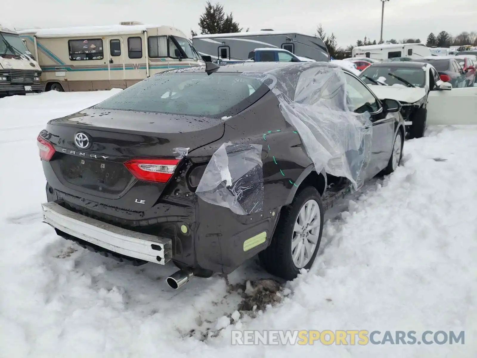 4 Photograph of a damaged car 4T1B11HK7KU182594 TOYOTA CAMRY 2019