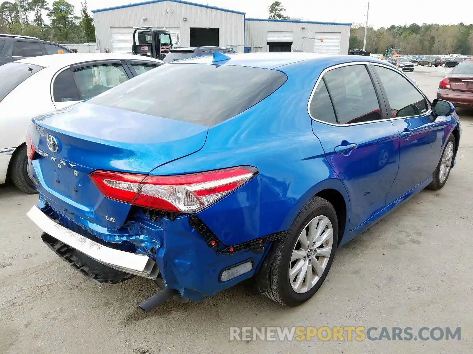 4 Photograph of a damaged car 4T1B11HK7KU183454 TOYOTA CAMRY 2019