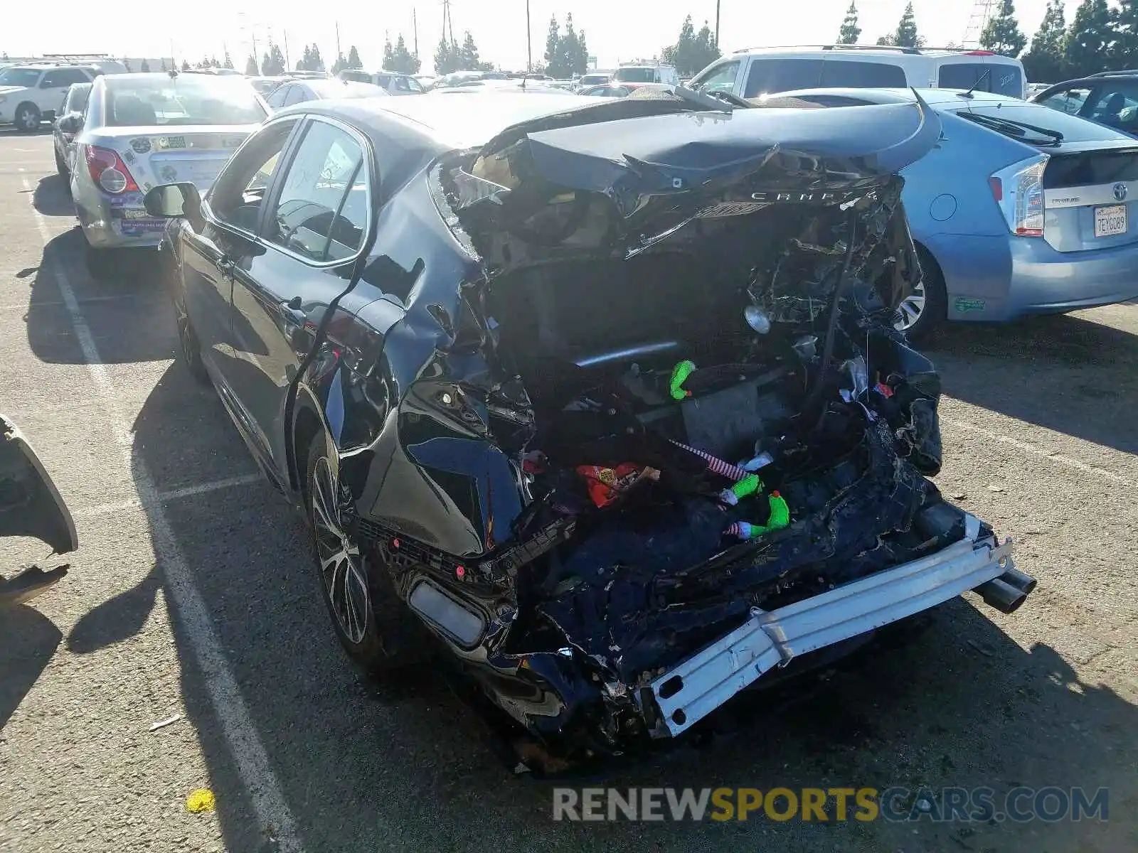 3 Photograph of a damaged car 4T1B11HK7KU184636 TOYOTA CAMRY 2019