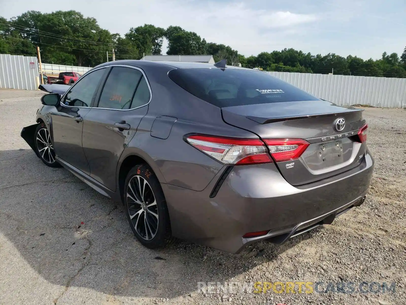 3 Photograph of a damaged car 4T1B11HK7KU185026 TOYOTA CAMRY 2019