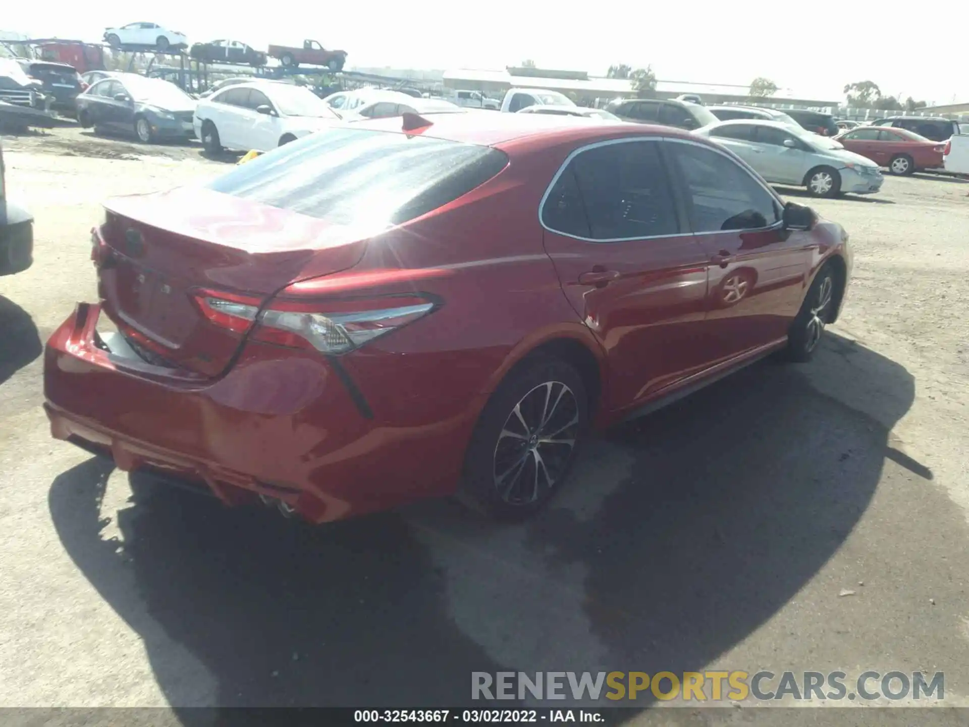 4 Photograph of a damaged car 4T1B11HK7KU185253 TOYOTA CAMRY 2019