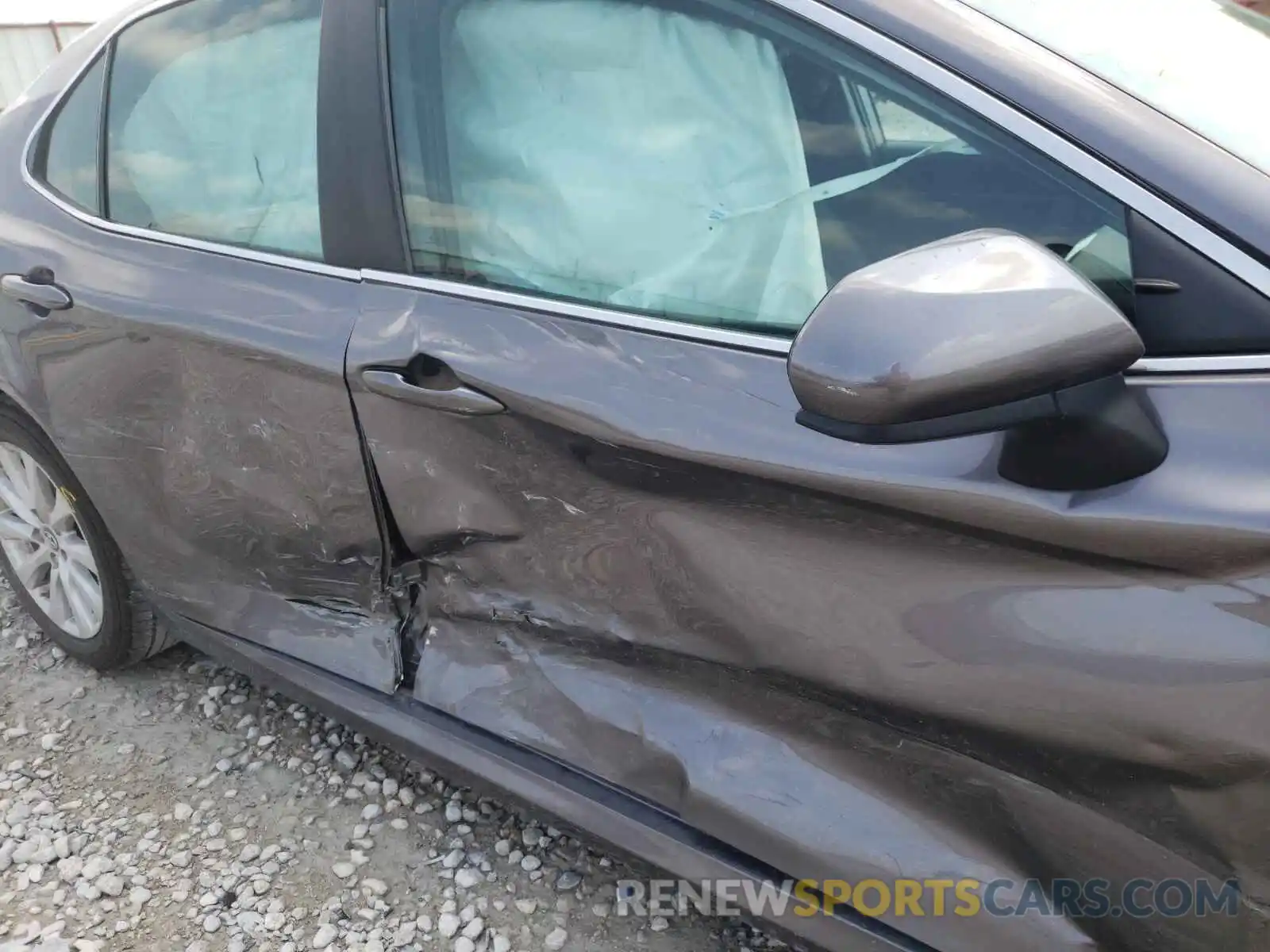 9 Photograph of a damaged car 4T1B11HK7KU185494 TOYOTA CAMRY 2019