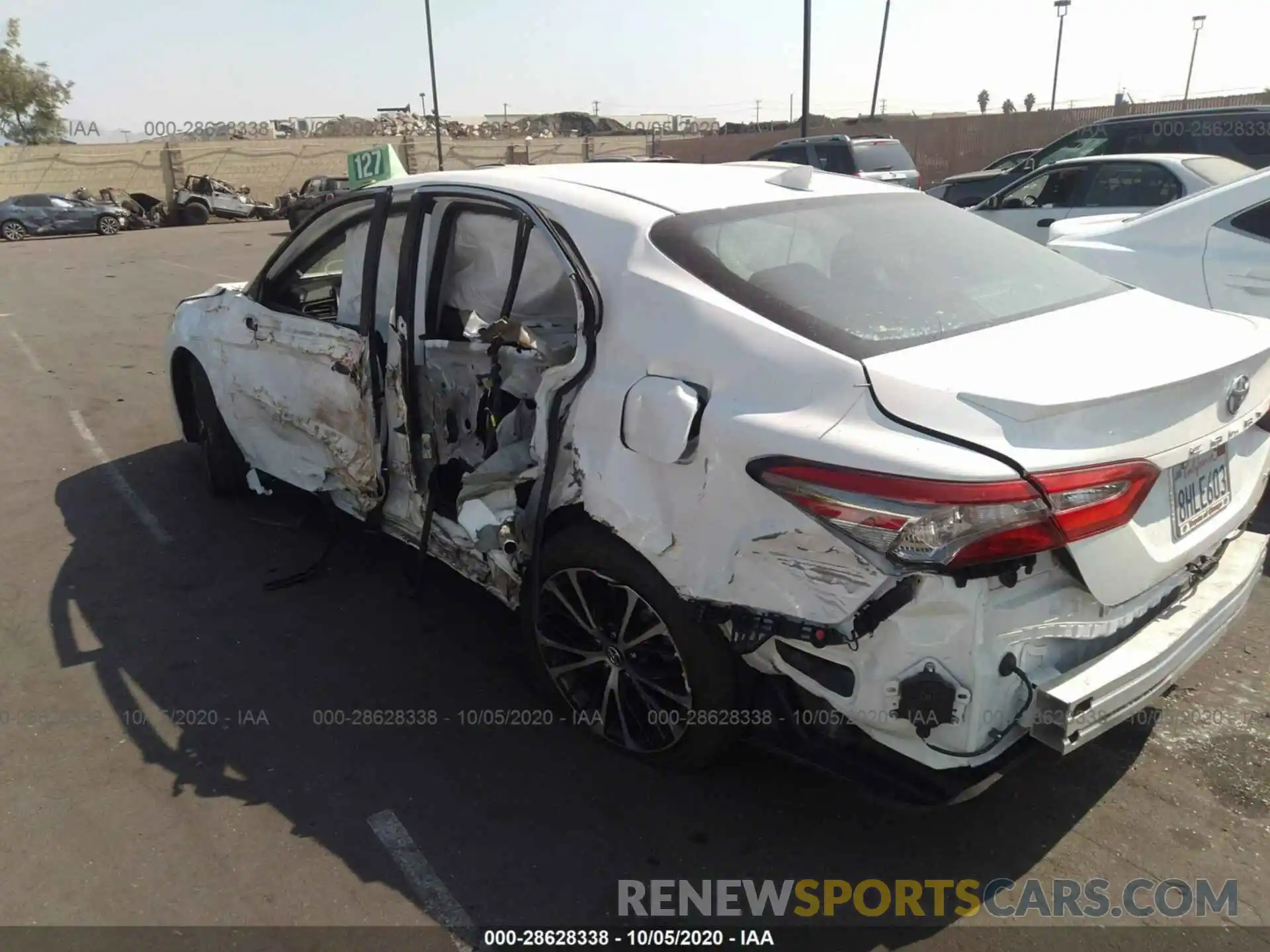 3 Photograph of a damaged car 4T1B11HK7KU185799 TOYOTA CAMRY 2019
