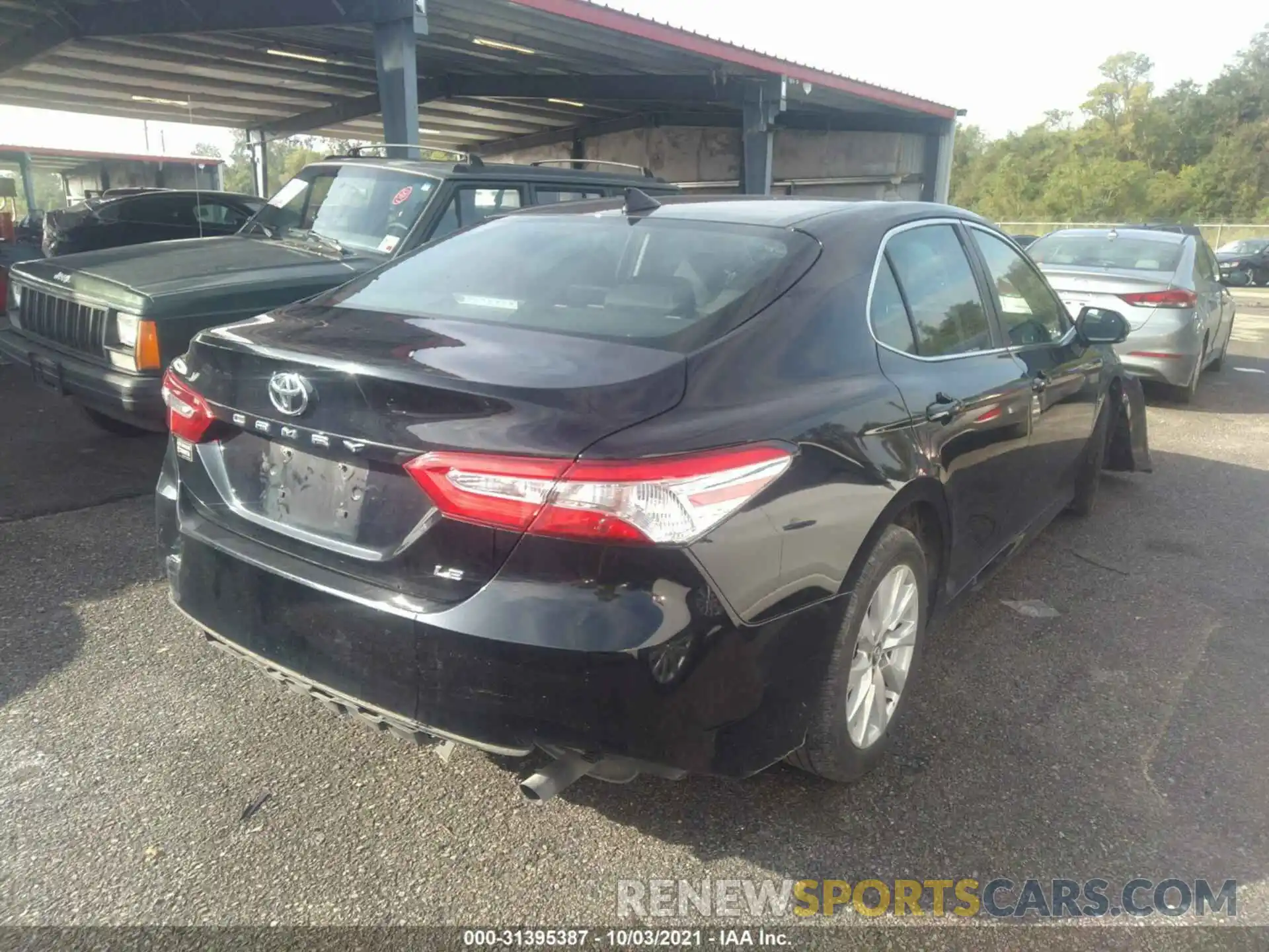 4 Photograph of a damaged car 4T1B11HK7KU187441 TOYOTA CAMRY 2019