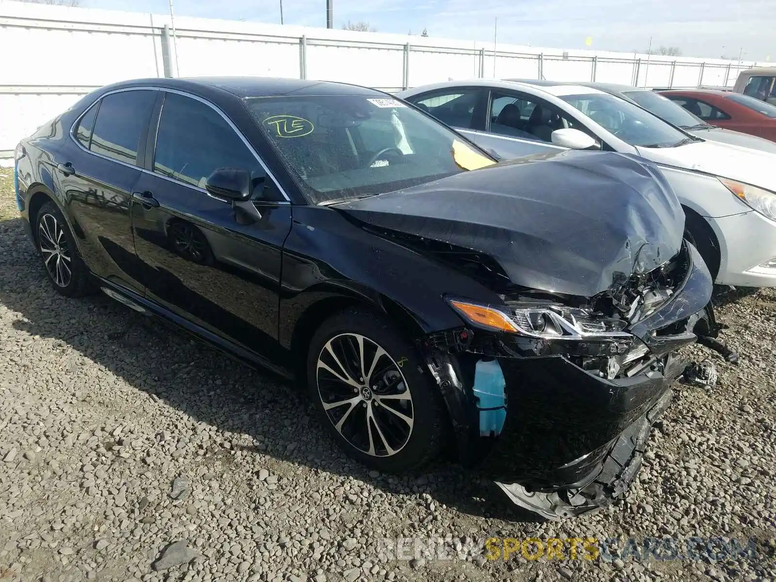 1 Photograph of a damaged car 4T1B11HK7KU188816 TOYOTA CAMRY 2019