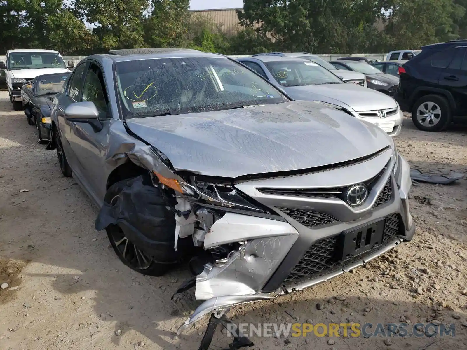 1 Photograph of a damaged car 4T1B11HK7KU190601 TOYOTA CAMRY 2019