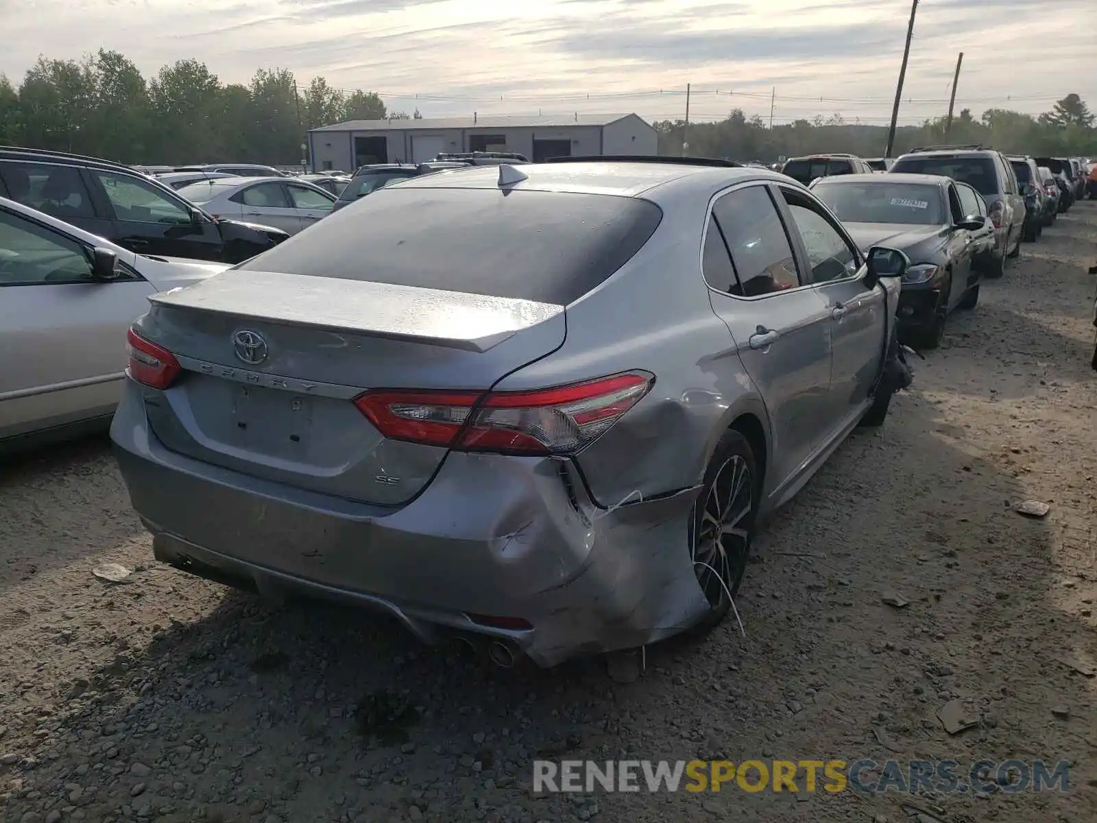 4 Photograph of a damaged car 4T1B11HK7KU190601 TOYOTA CAMRY 2019