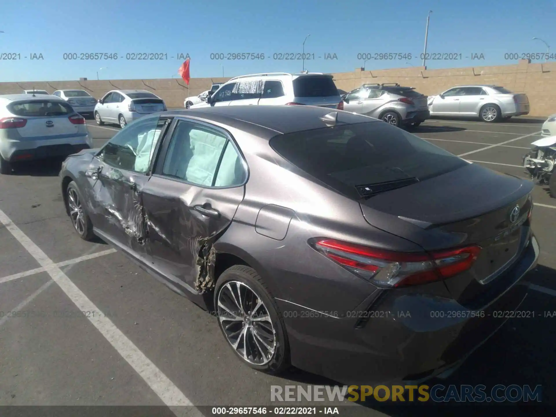 3 Photograph of a damaged car 4T1B11HK7KU190940 TOYOTA CAMRY 2019