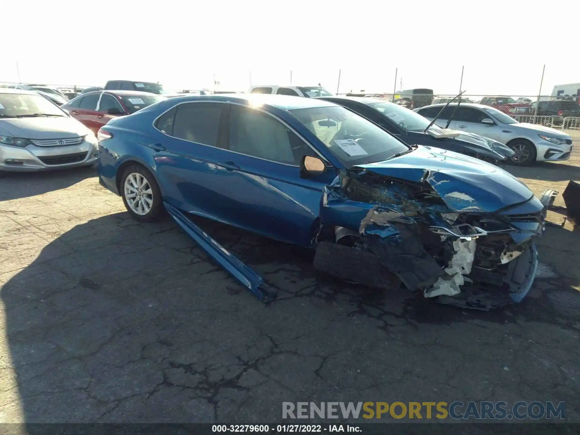 1 Photograph of a damaged car 4T1B11HK7KU191408 TOYOTA CAMRY 2019