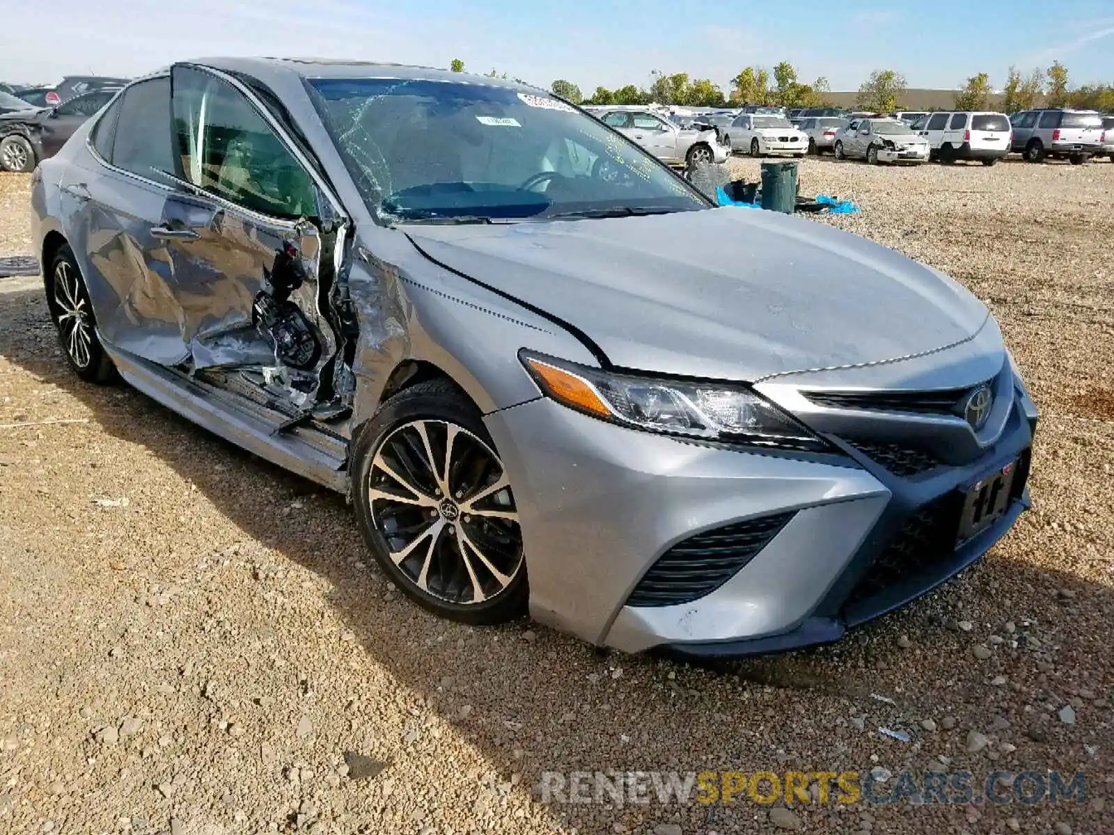 1 Photograph of a damaged car 4T1B11HK7KU195121 TOYOTA CAMRY 2019