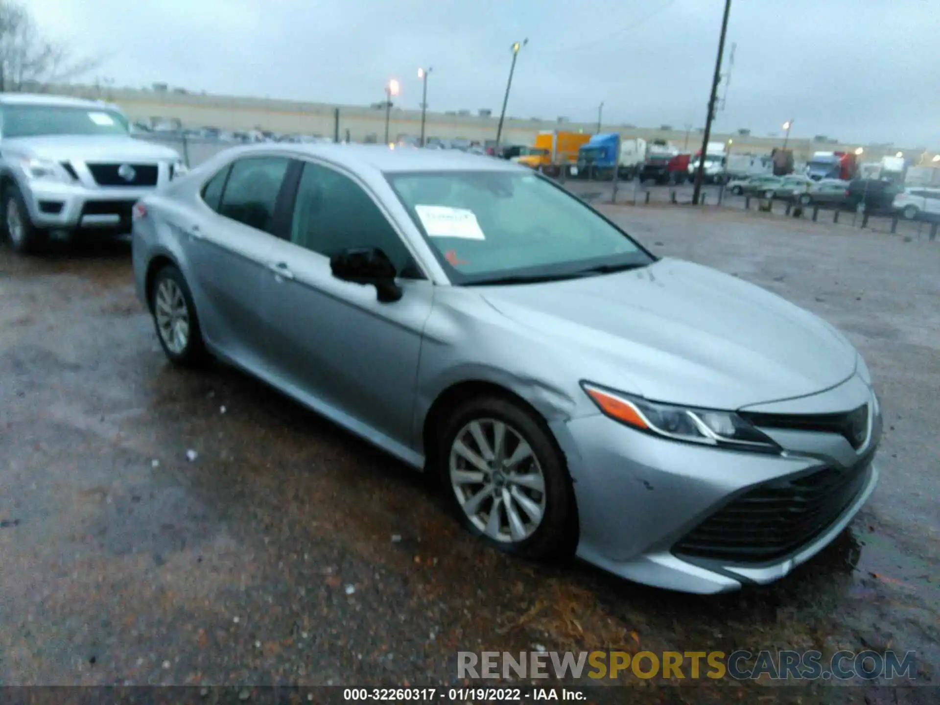 1 Photograph of a damaged car 4T1B11HK7KU196298 TOYOTA CAMRY 2019