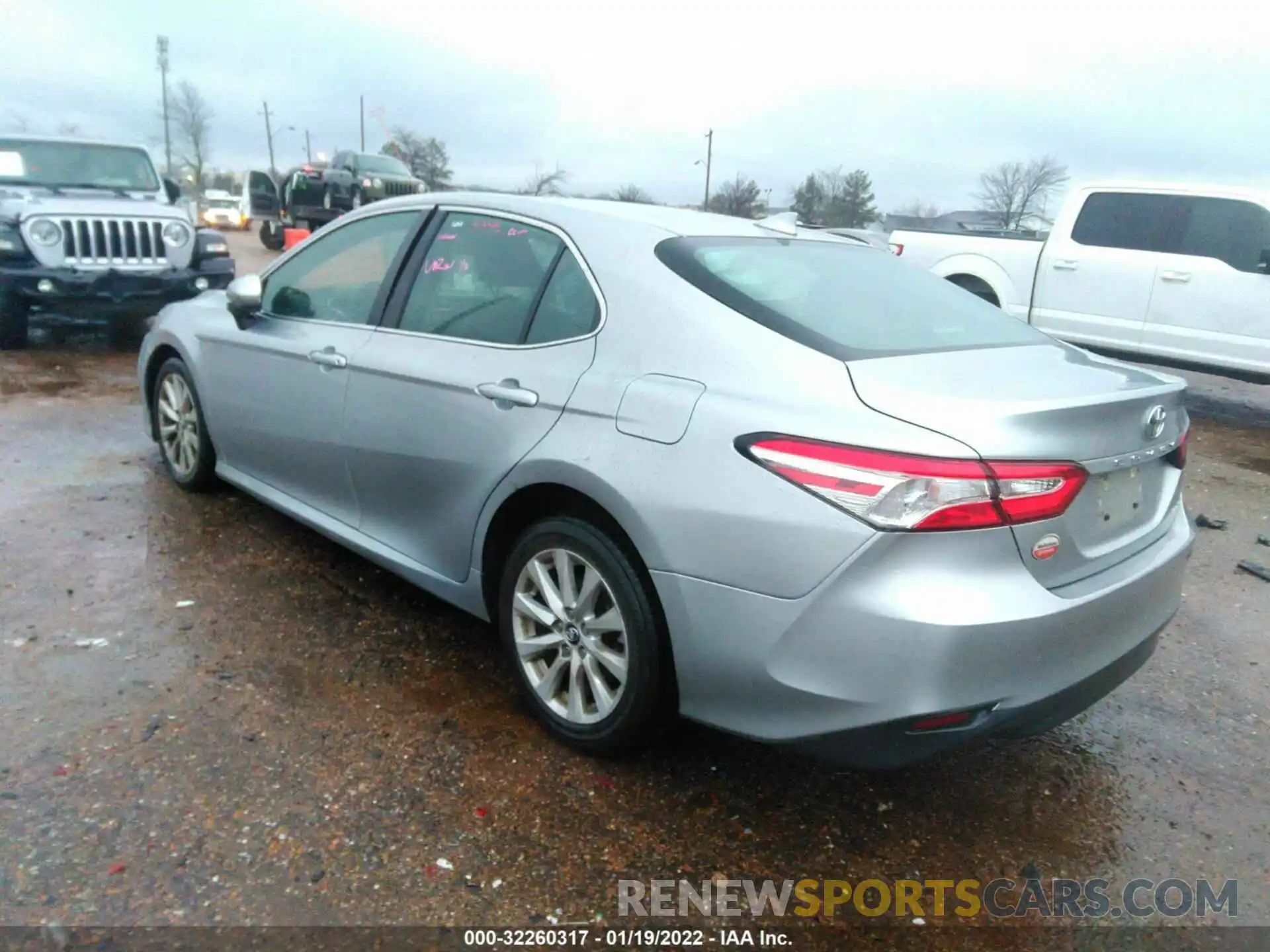 3 Photograph of a damaged car 4T1B11HK7KU196298 TOYOTA CAMRY 2019