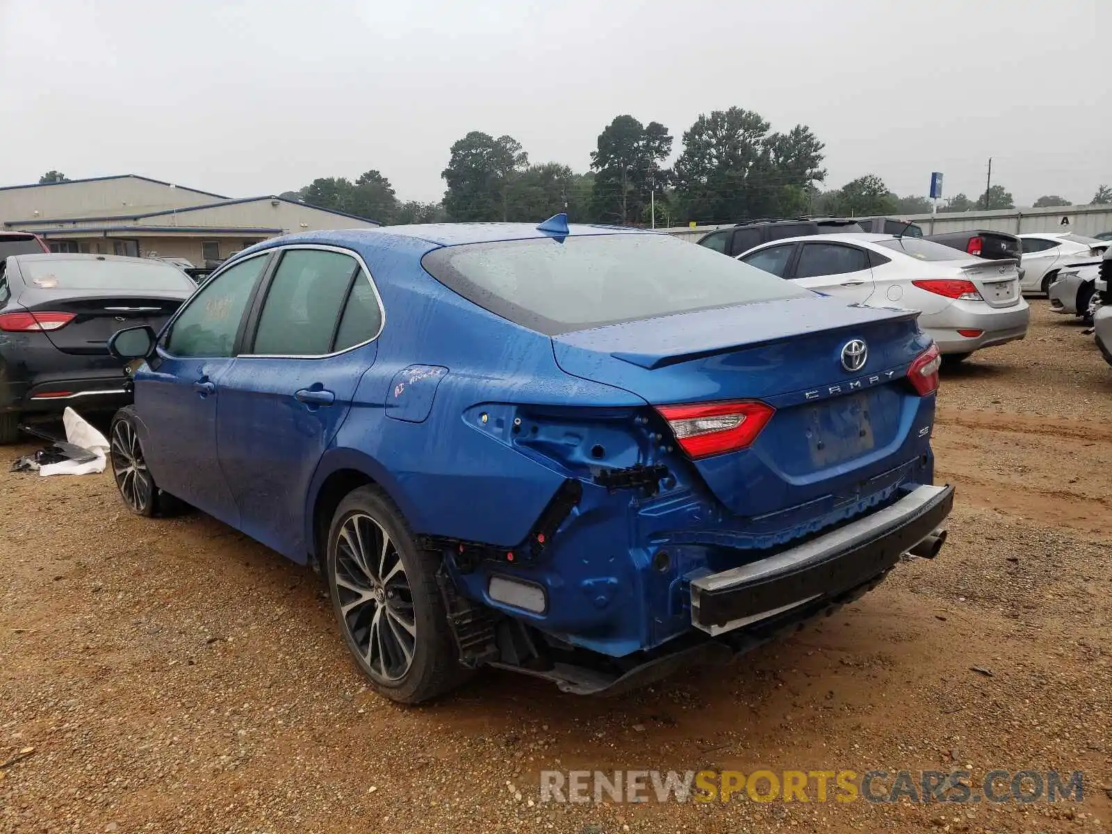 3 Photograph of a damaged car 4T1B11HK7KU196429 TOYOTA CAMRY 2019