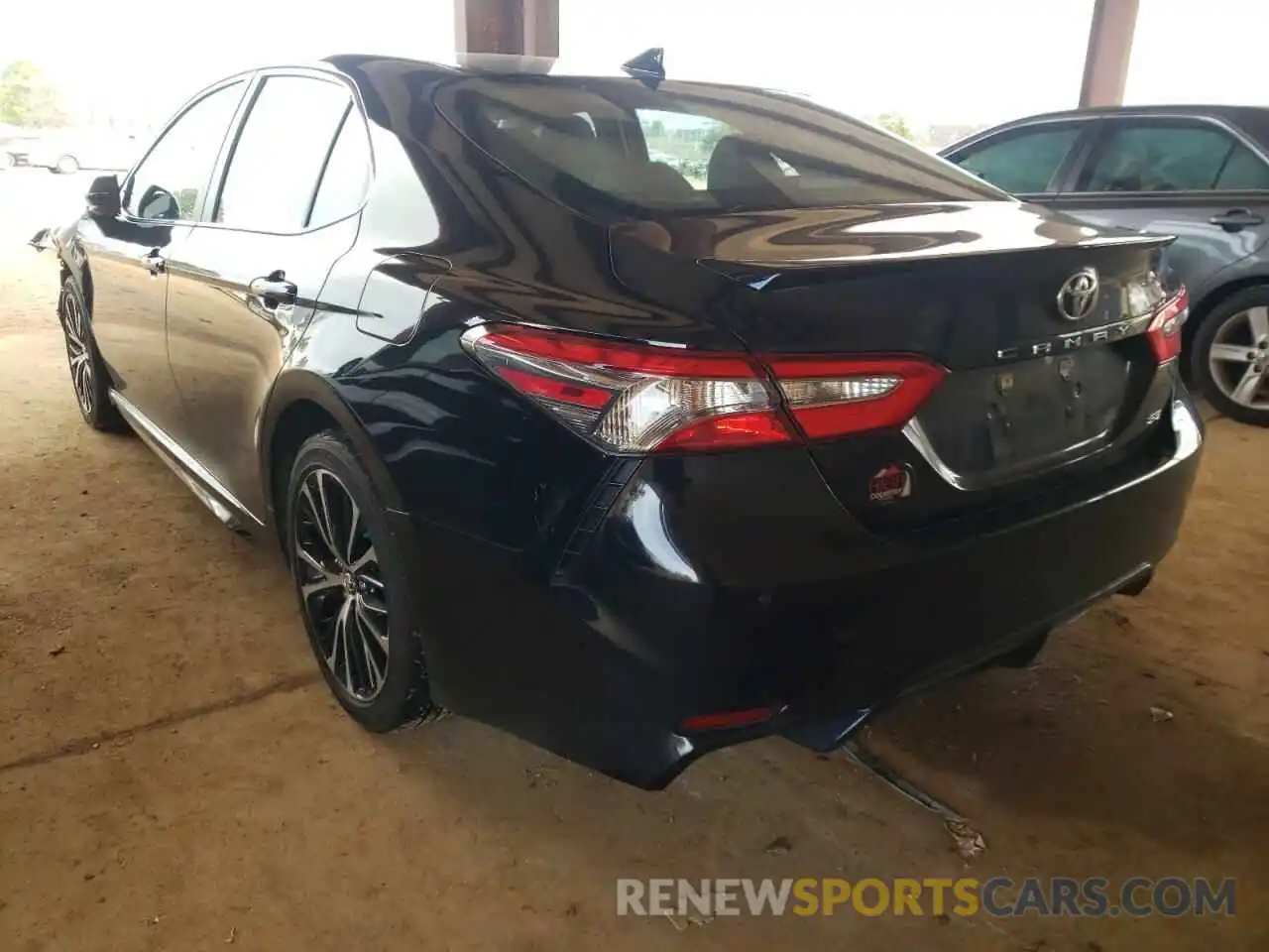 3 Photograph of a damaged car 4T1B11HK7KU197242 TOYOTA CAMRY 2019