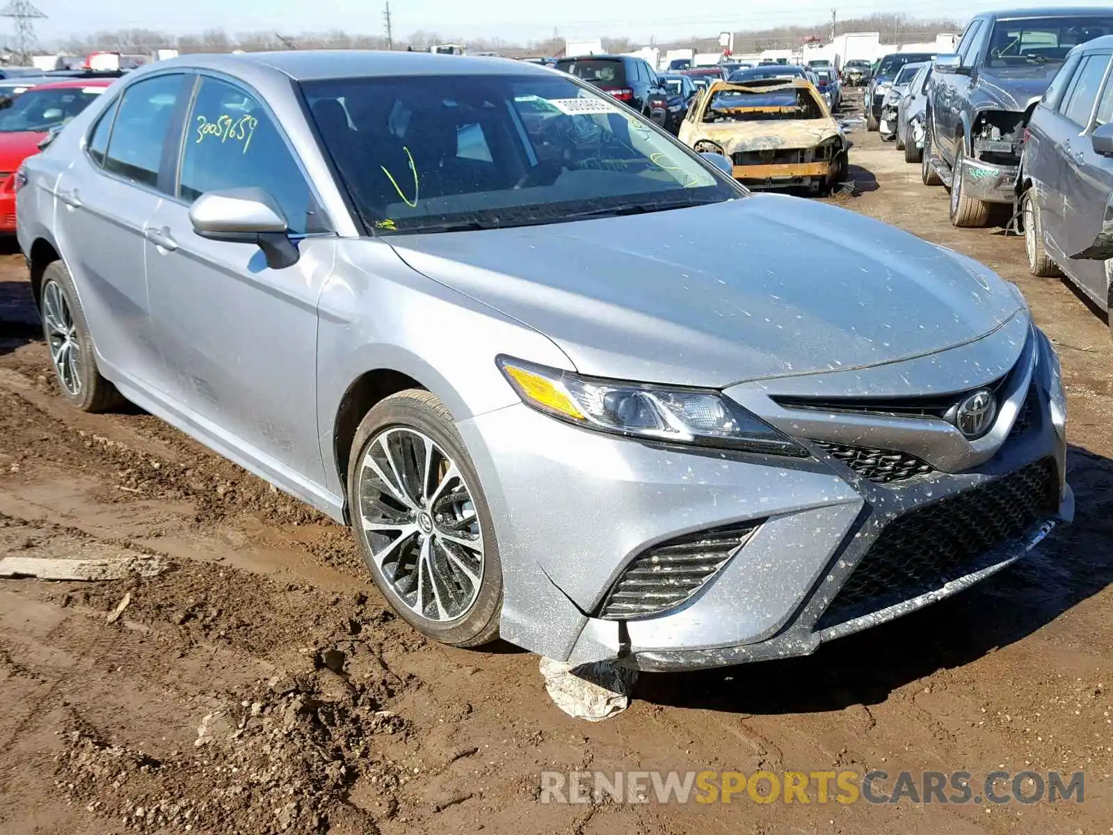 1 Photograph of a damaged car 4T1B11HK7KU197757 TOYOTA CAMRY 2019