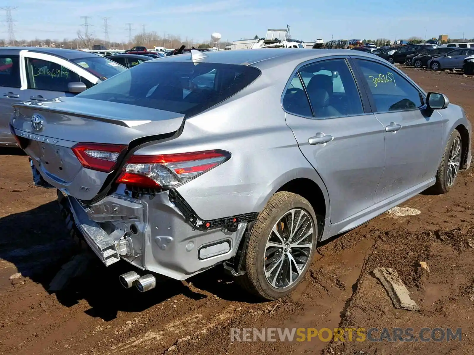 4 Photograph of a damaged car 4T1B11HK7KU197757 TOYOTA CAMRY 2019