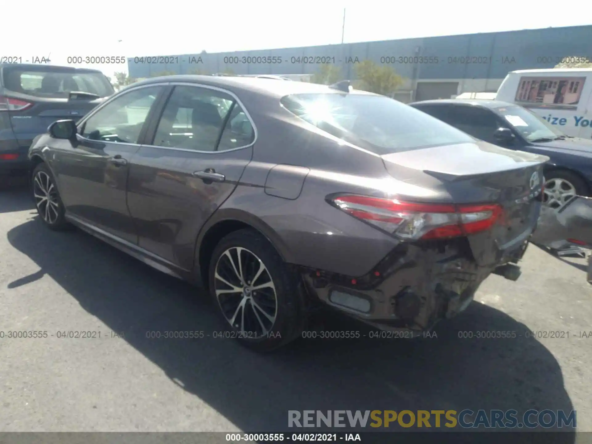 3 Photograph of a damaged car 4T1B11HK7KU198844 TOYOTA CAMRY 2019