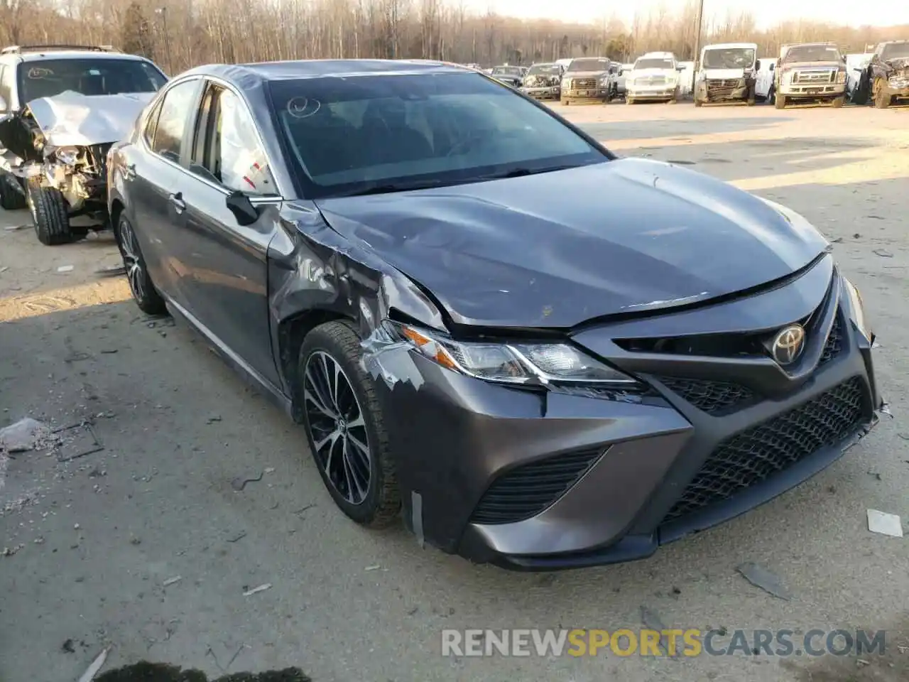 1 Photograph of a damaged car 4T1B11HK7KU198939 TOYOTA CAMRY 2019