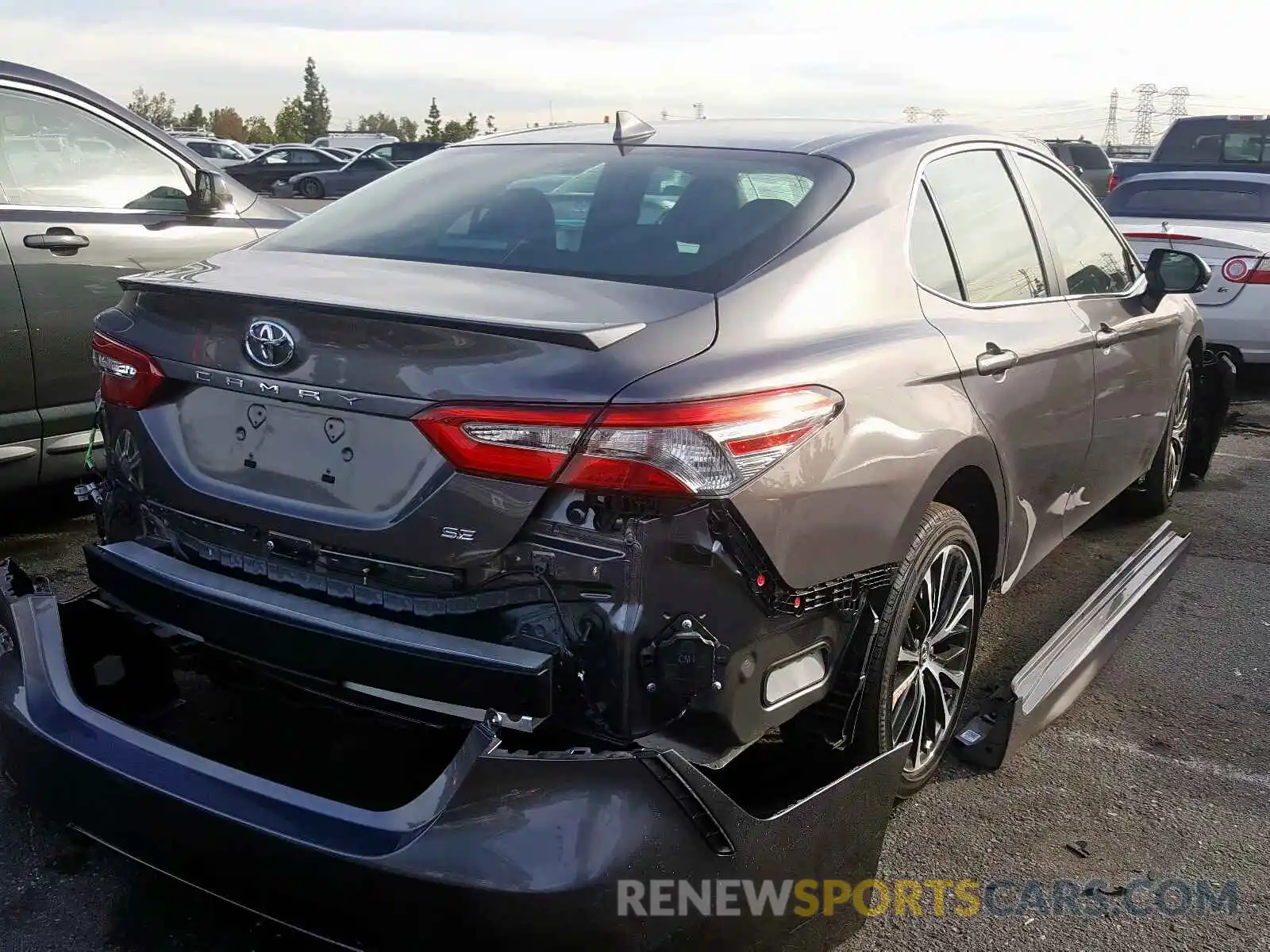 4 Photograph of a damaged car 4T1B11HK7KU199380 TOYOTA CAMRY 2019