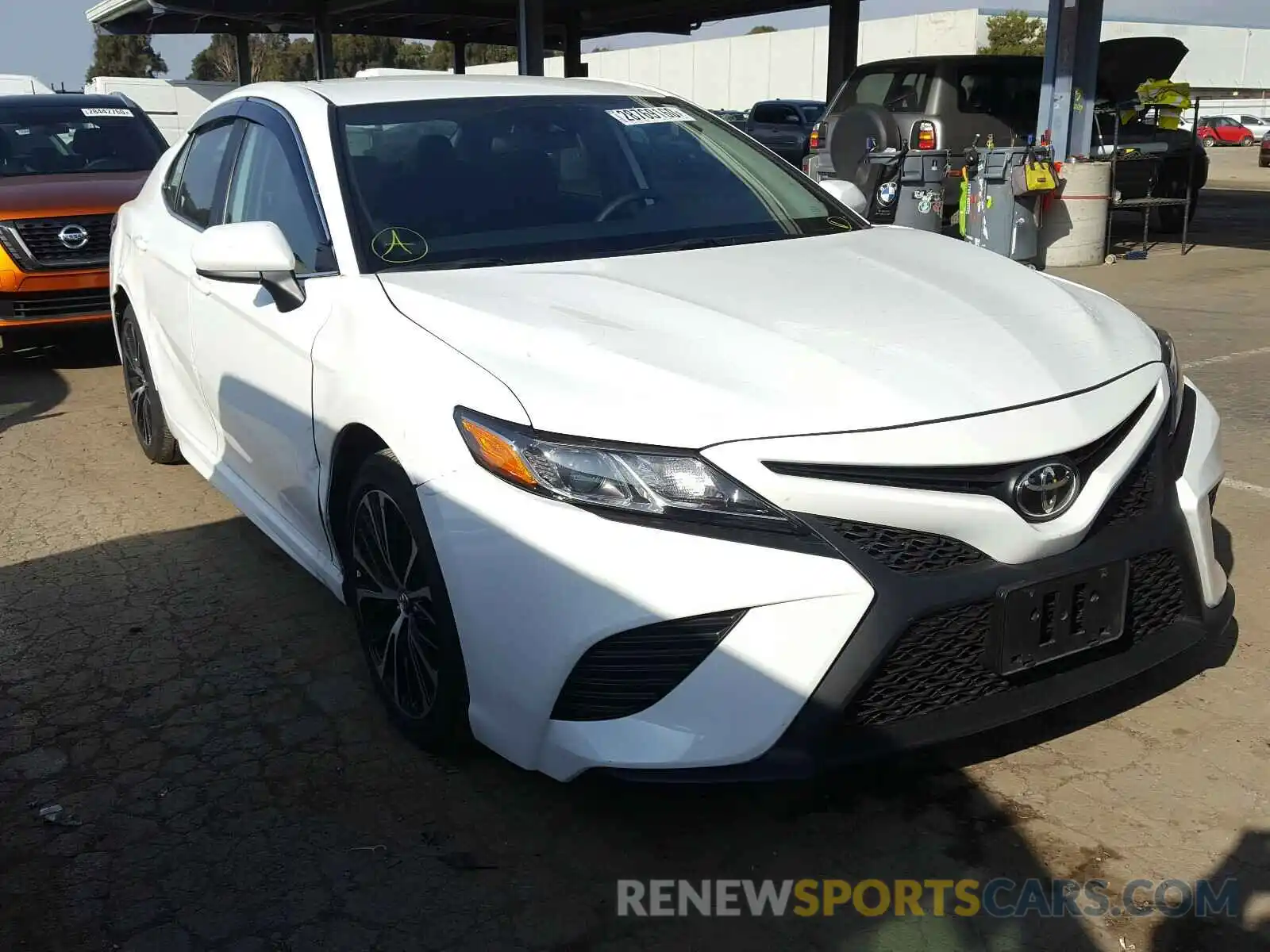 1 Photograph of a damaged car 4T1B11HK7KU203234 TOYOTA CAMRY 2019