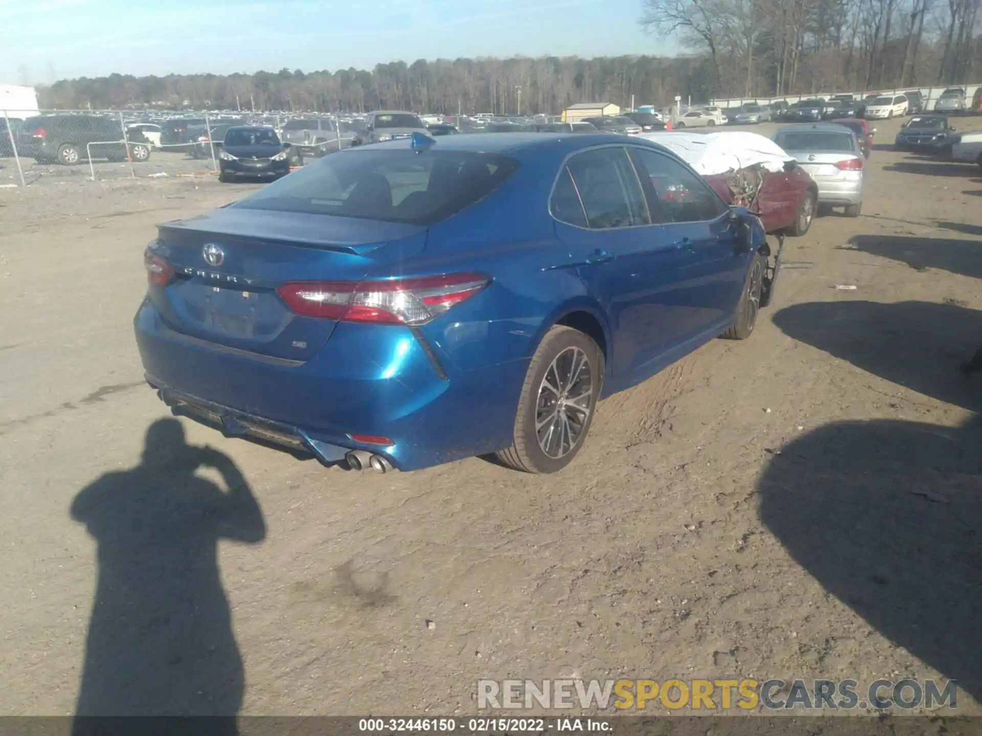 4 Photograph of a damaged car 4T1B11HK7KU204867 TOYOTA CAMRY 2019