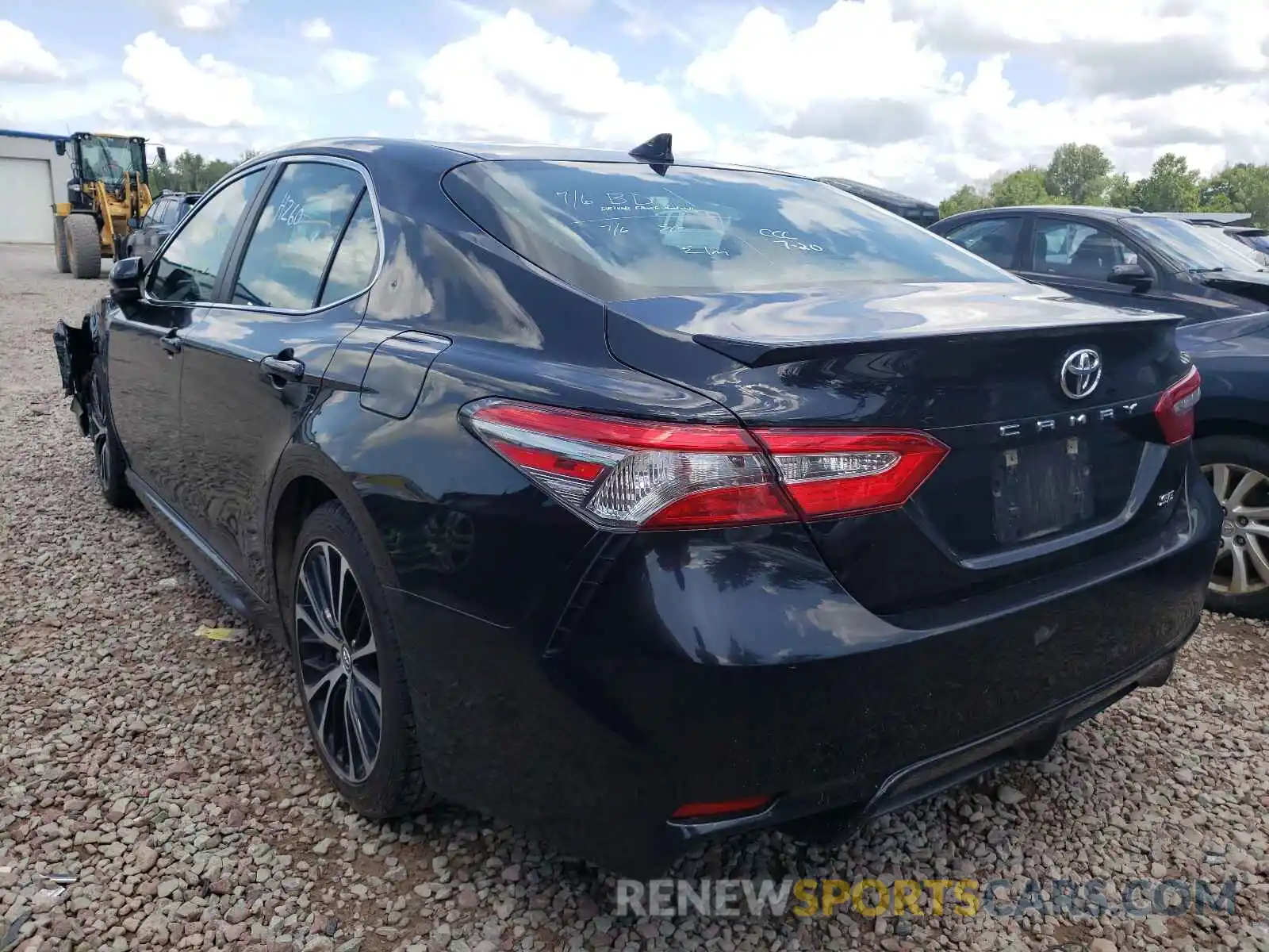 3 Photograph of a damaged car 4T1B11HK7KU205372 TOYOTA CAMRY 2019