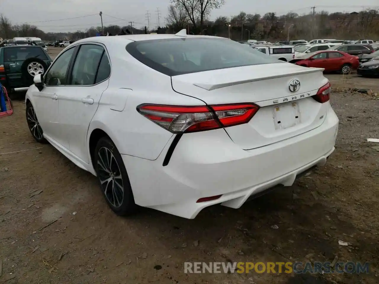 3 Photograph of a damaged car 4T1B11HK7KU205498 TOYOTA CAMRY 2019