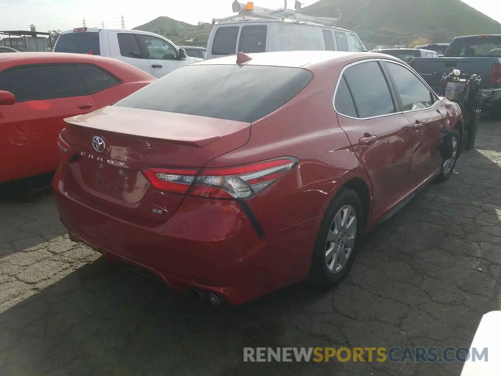 4 Фотография поврежденного автомобиля 4T1B11HK7KU205937 TOYOTA CAMRY 2019