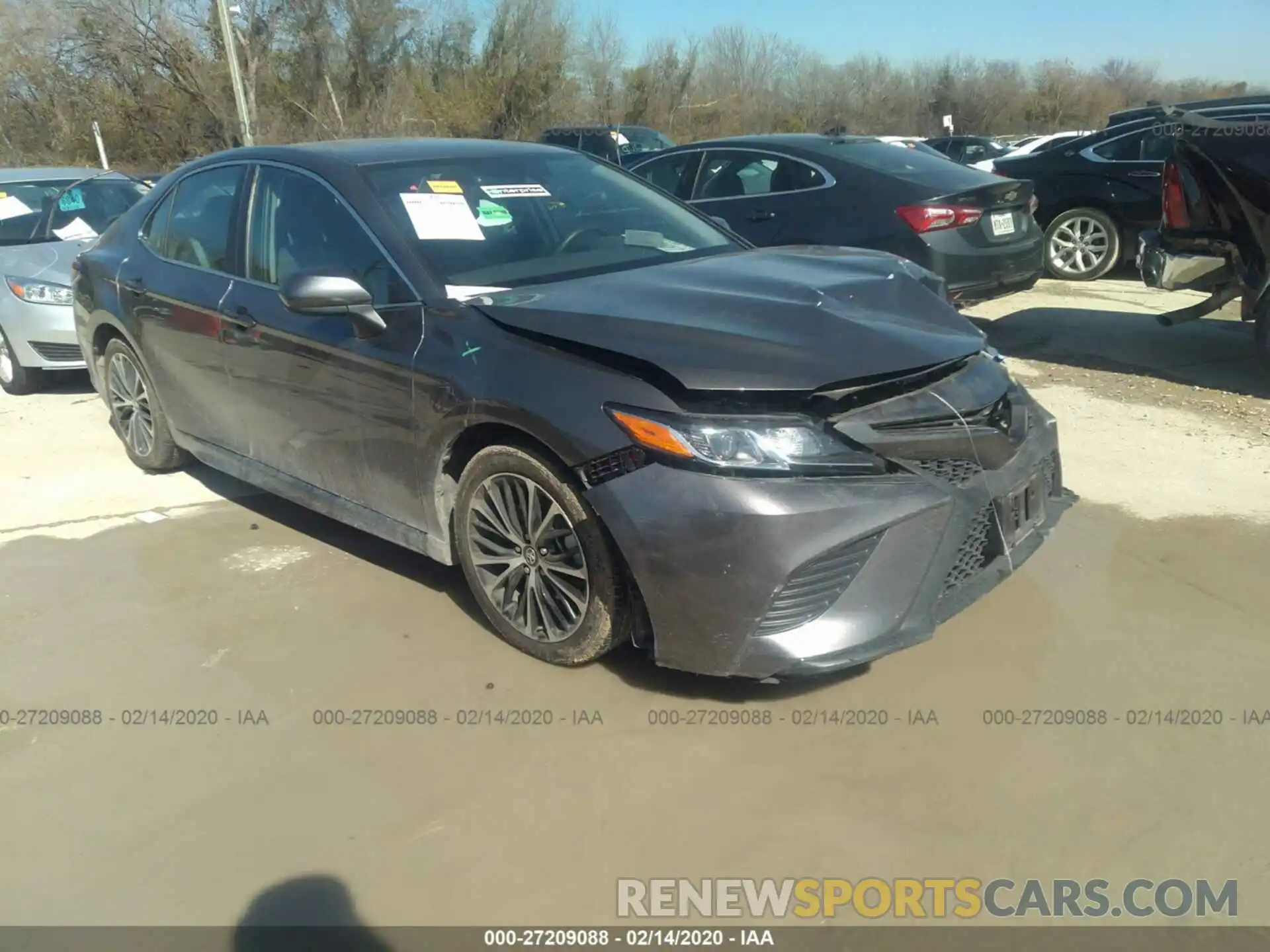 1 Photograph of a damaged car 4T1B11HK7KU206201 TOYOTA CAMRY 2019