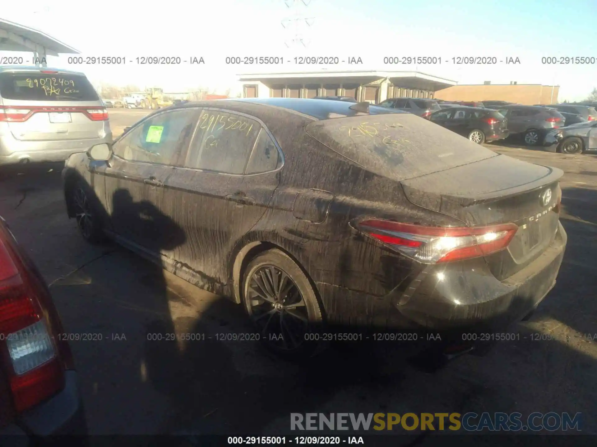 3 Photograph of a damaged car 4T1B11HK7KU206621 TOYOTA CAMRY 2019