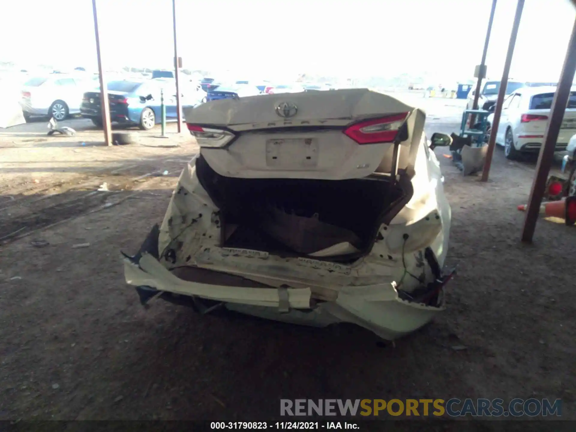 6 Photograph of a damaged car 4T1B11HK7KU206702 TOYOTA CAMRY 2019